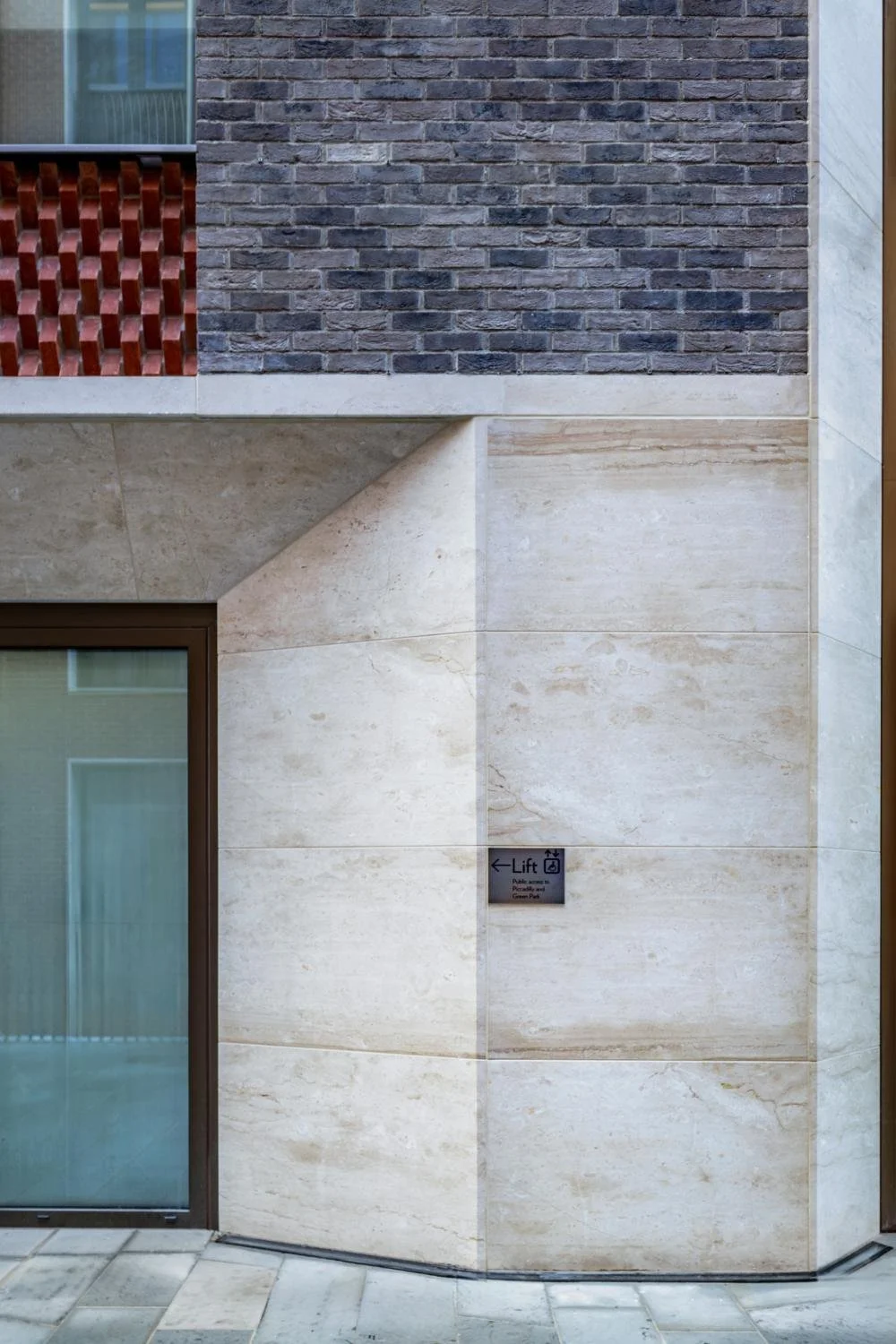 One Carrington 5322.jpg