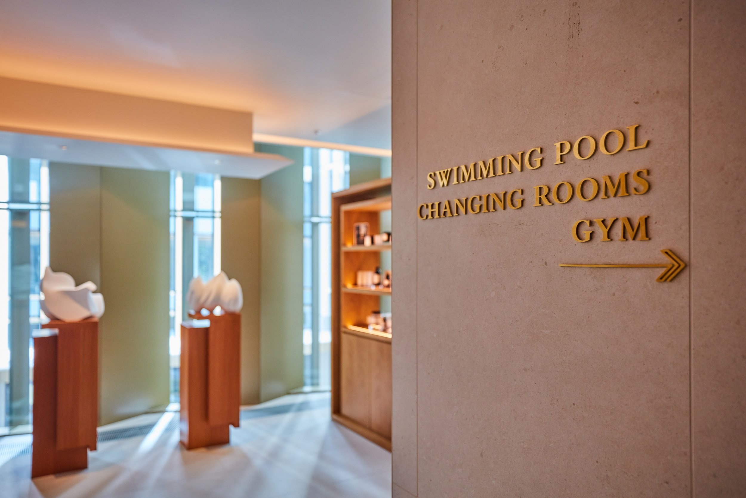 Park Hyatt, Nine Elms 7979.jpg