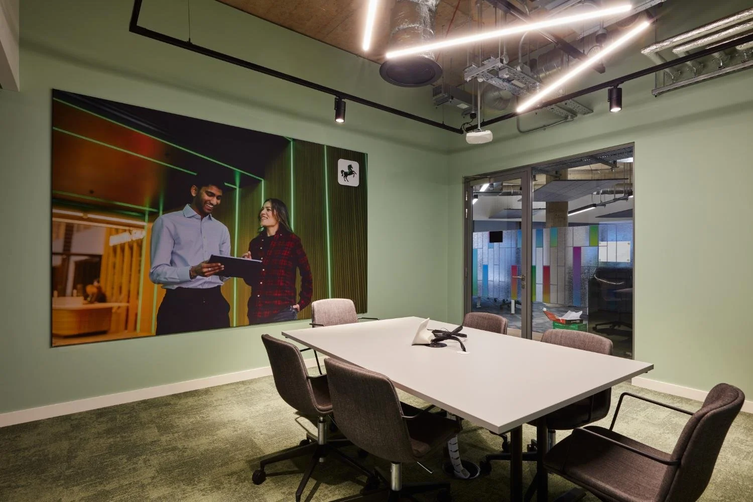 Lloyds, Halifax 6864.jpg