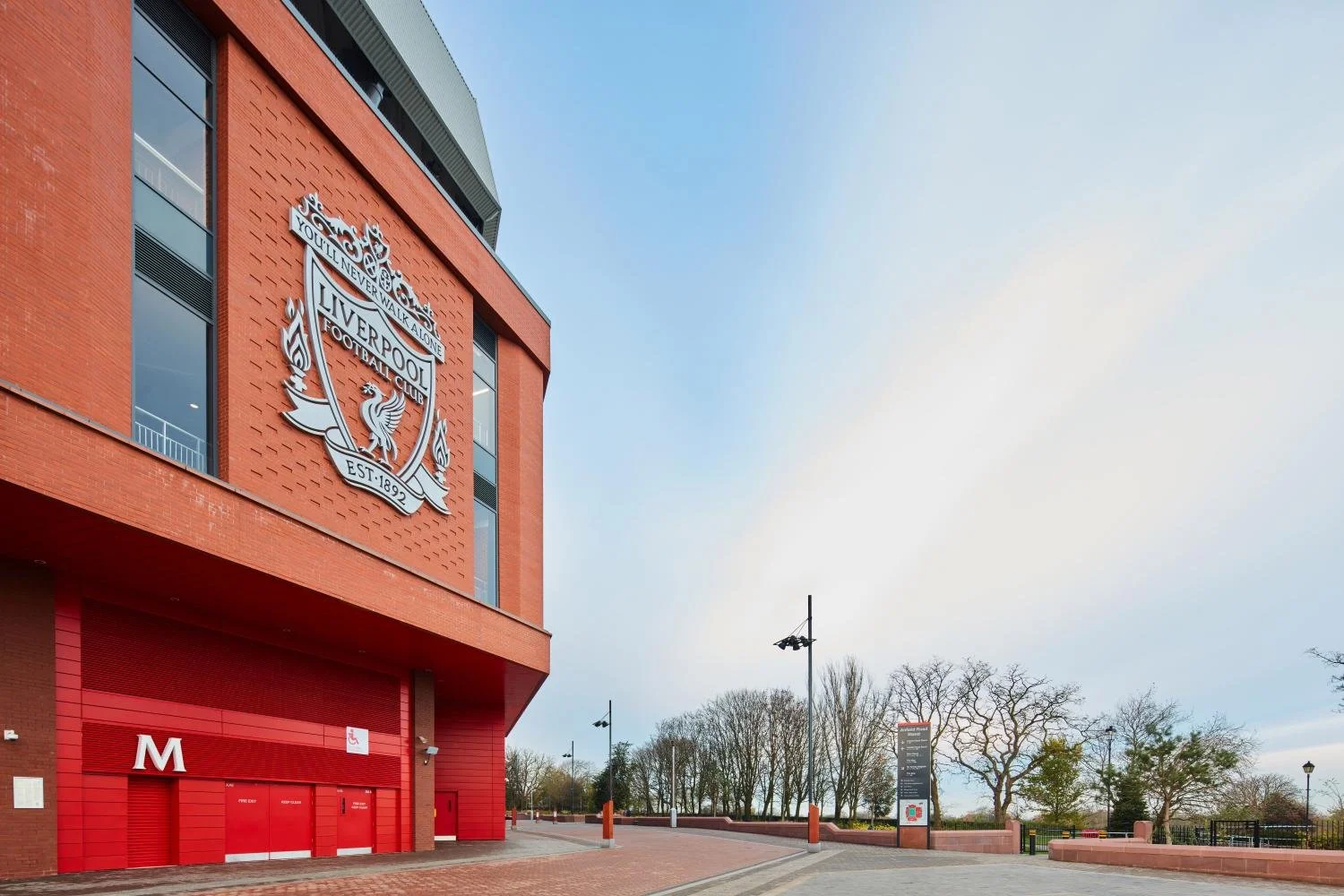 Anfield 02436.jpg