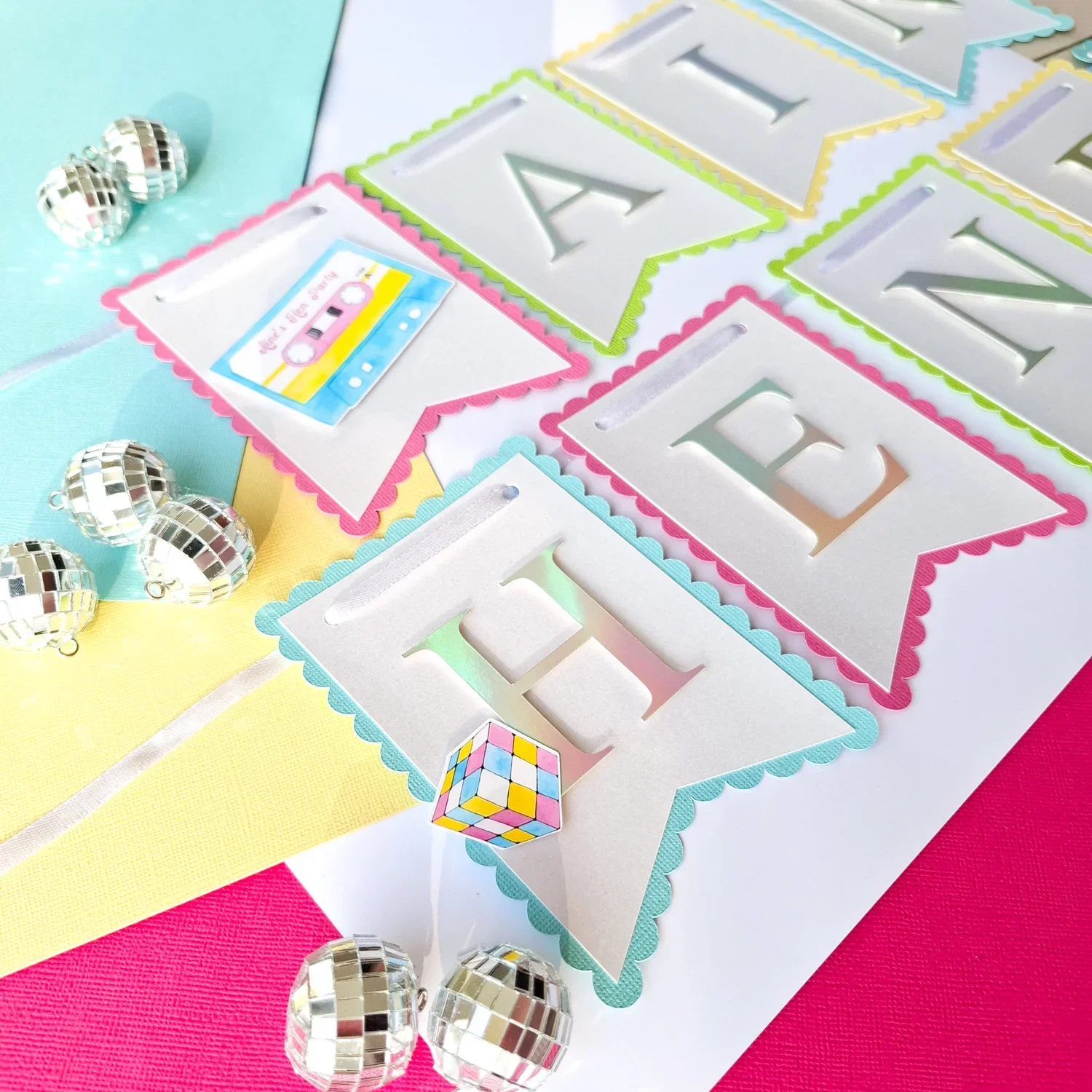 Personalised 90s hen party banner.webp