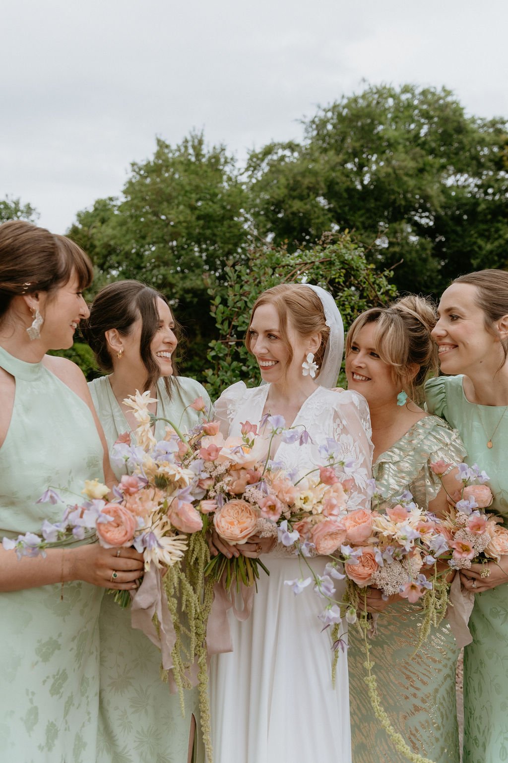 summer wedding. bridal bouquet. modern bride. contemporary wedding. peony. dahlia. pastel wedding. colourful wedding. luxury wedding floral design. Scottish wedding. Glasgow. Edinburgh. wild flower workshop.