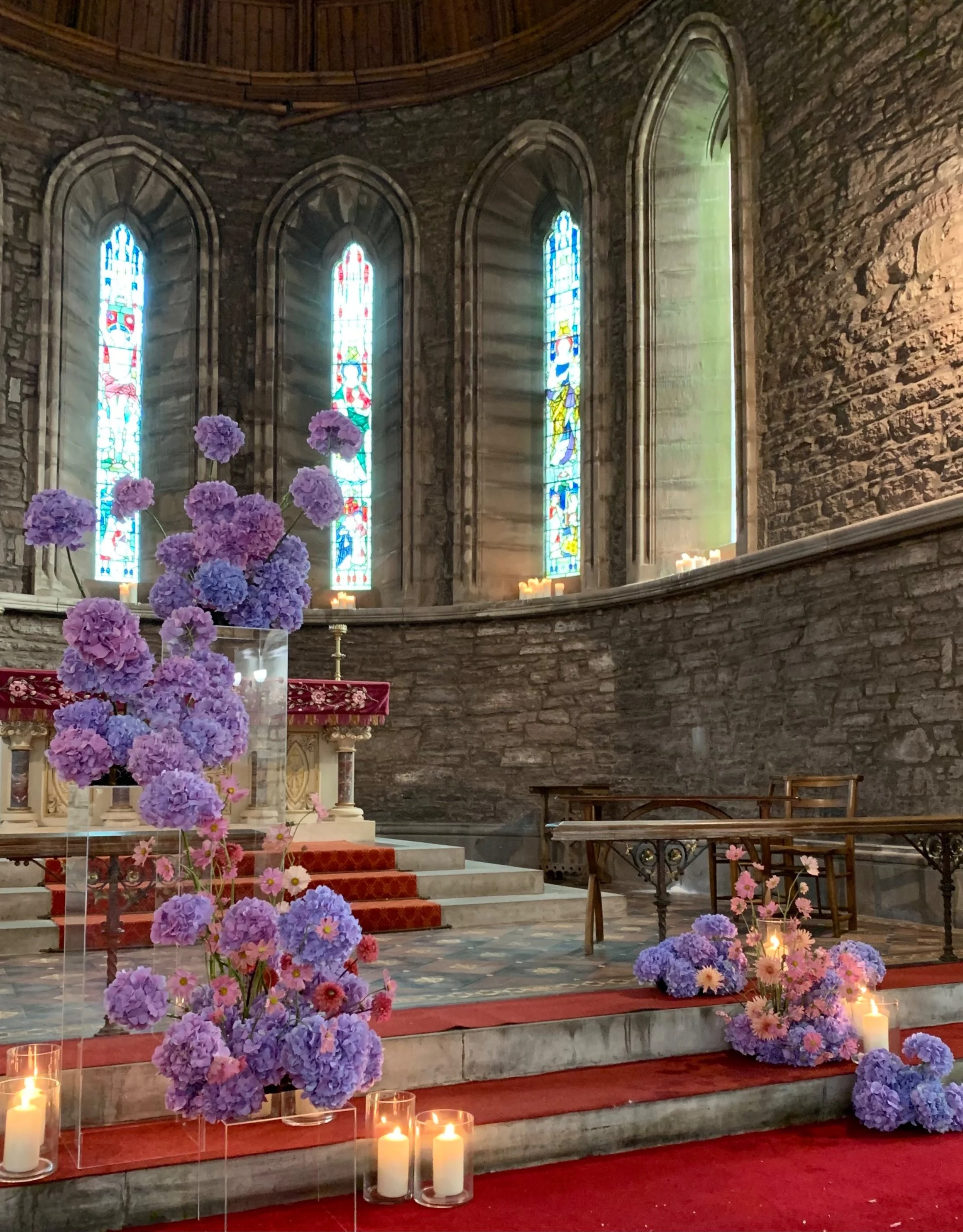 summer wedding. bridal bouquet. modern bride. contemporary wedding. peony. dahlia. pastel wedding. colourful wedding. luxury wedding floral design. Scottish wedding. Glasgow. Edinburgh. wild flower workshop.