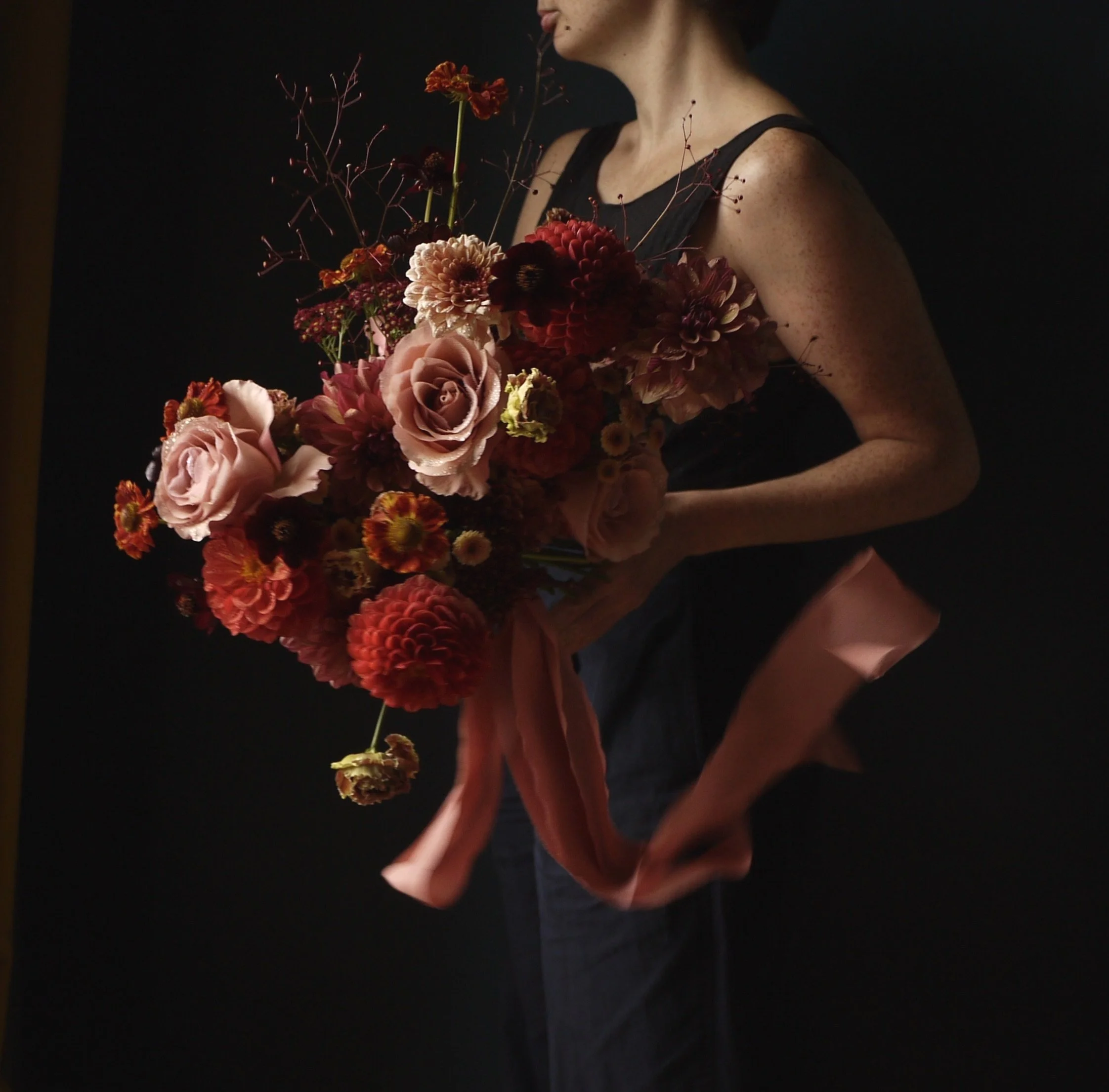 summer wedding. bridal bouquet. modern bride. contemporary wedding. peony. dahlia. pastel wedding. colourful wedding. luxury wedding floral design. Scottish wedding. Glasgow. Edinburgh. wild flower workshop.