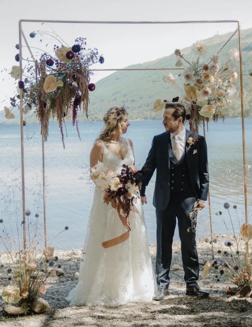 summer wedding. bridal bouquet. modern bride. contemporary wedding. peony. pastel wedding. Chuppa. luxury wedding floral design. Scottish wedding. Glasgow. Edinburgh. wild flower workshop.