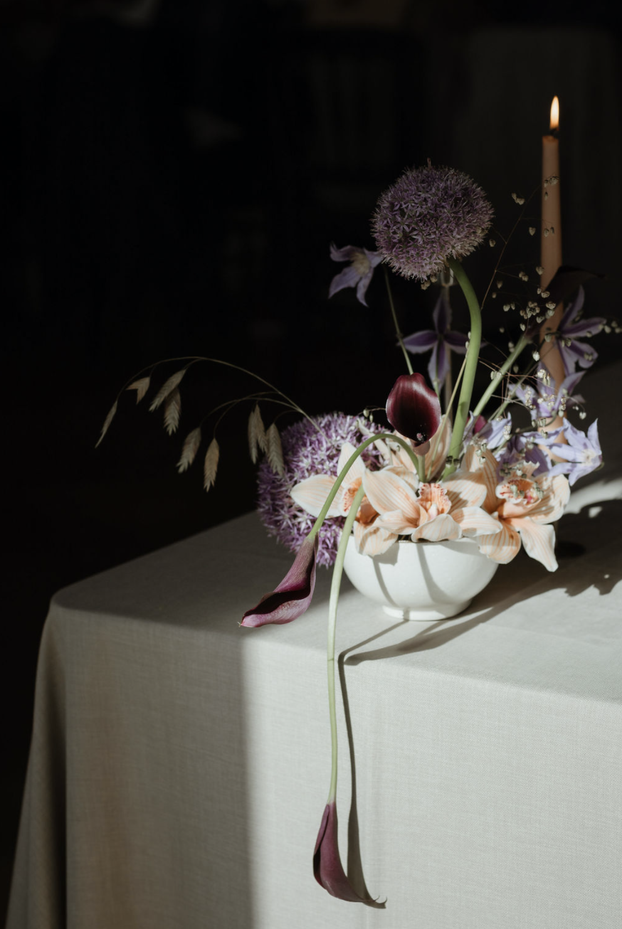 summer wedding. bridal bouquet. modern bride. contemporary wedding. peony. dahlia. pastel wedding. colourful wedding. luxury wedding floral design. Scottish wedding. Glasgow. Edinburgh. wild flower workshop.