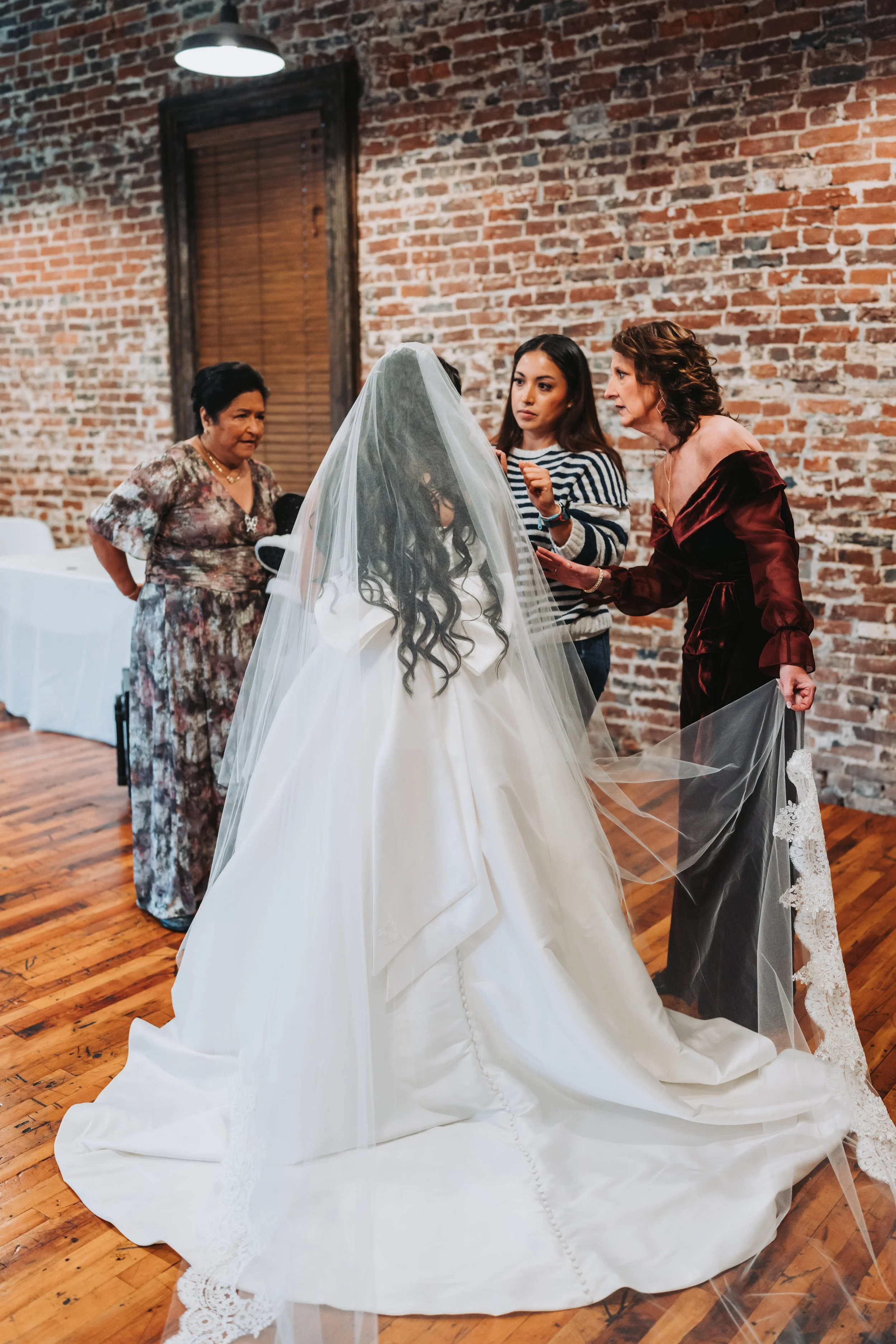 L&J Wedding-27.jpg
