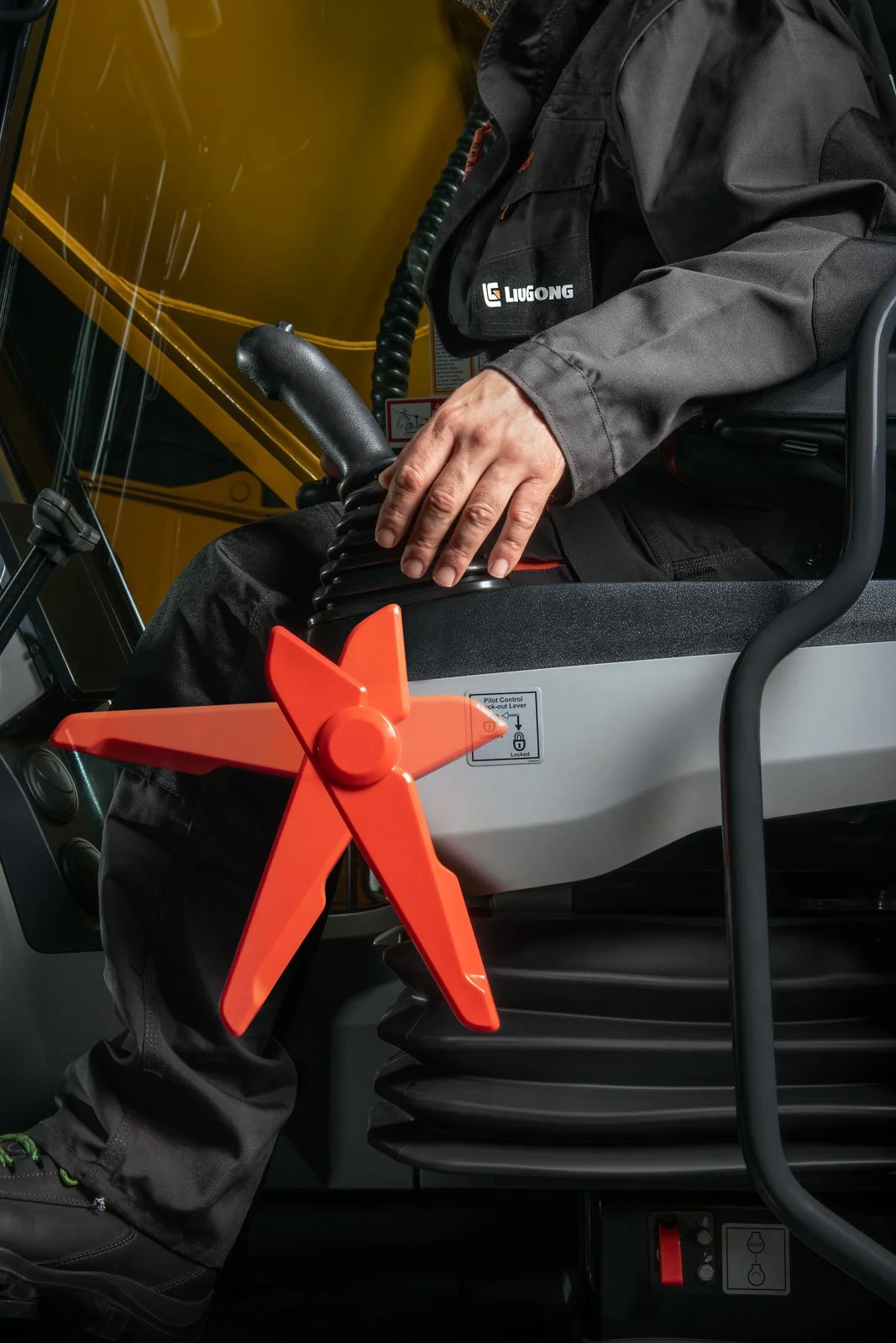 926F (6)_Retouch_Low_Res.JPG