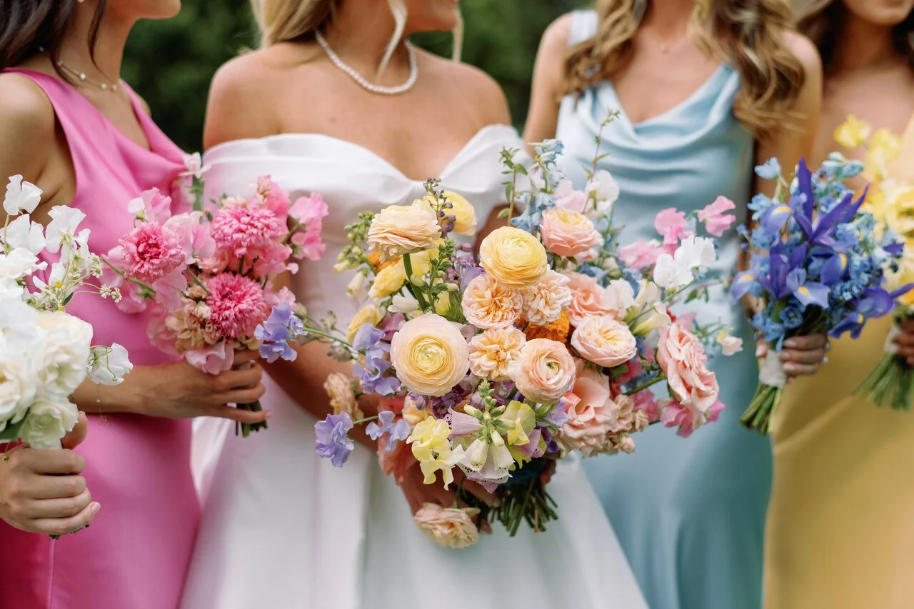 remi-and-gold-bridal-bouquet
