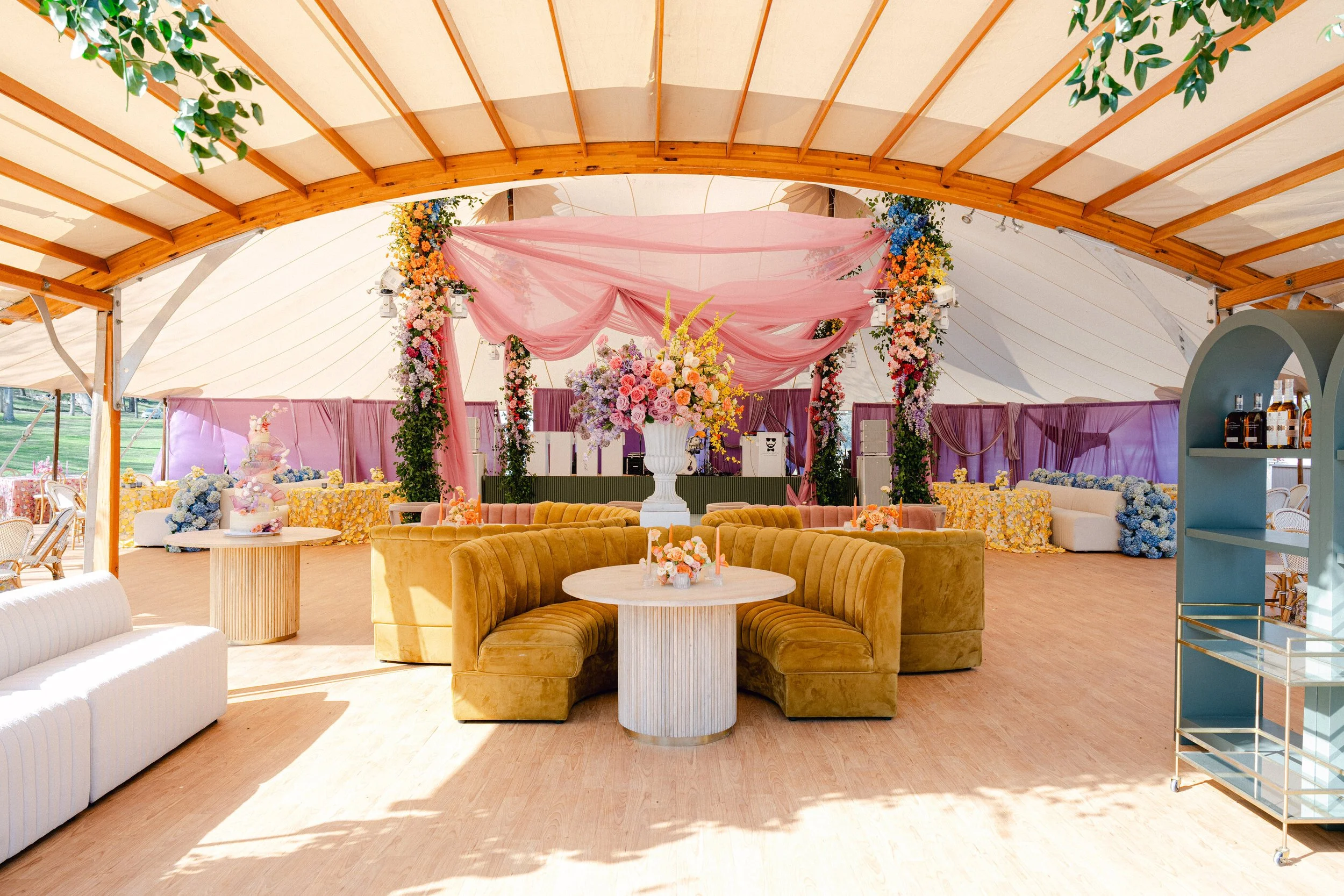 Real Wedding Spotlight: Our Favorite Floral Moments of 2025