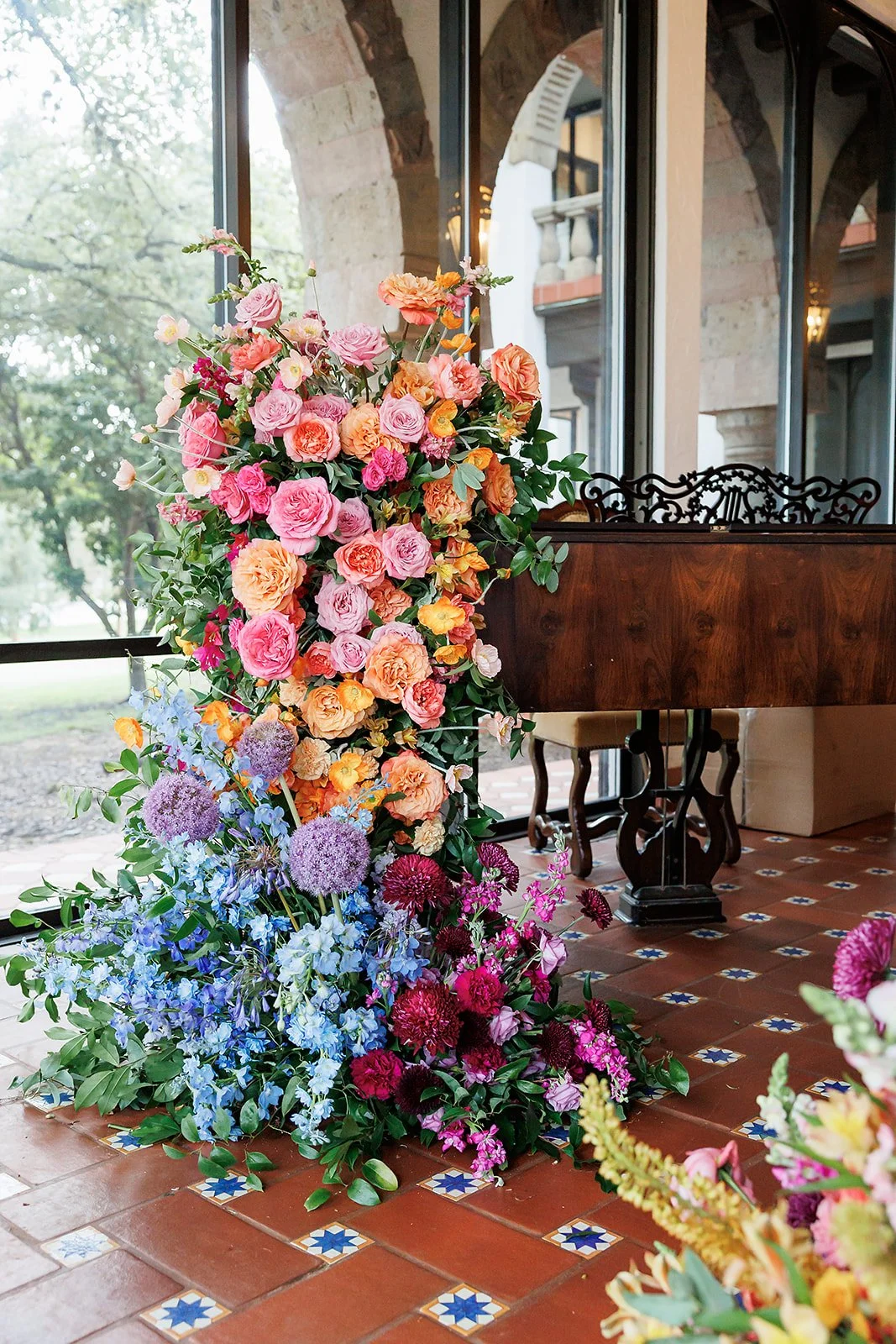  Remi and Gold floral installation on piano 