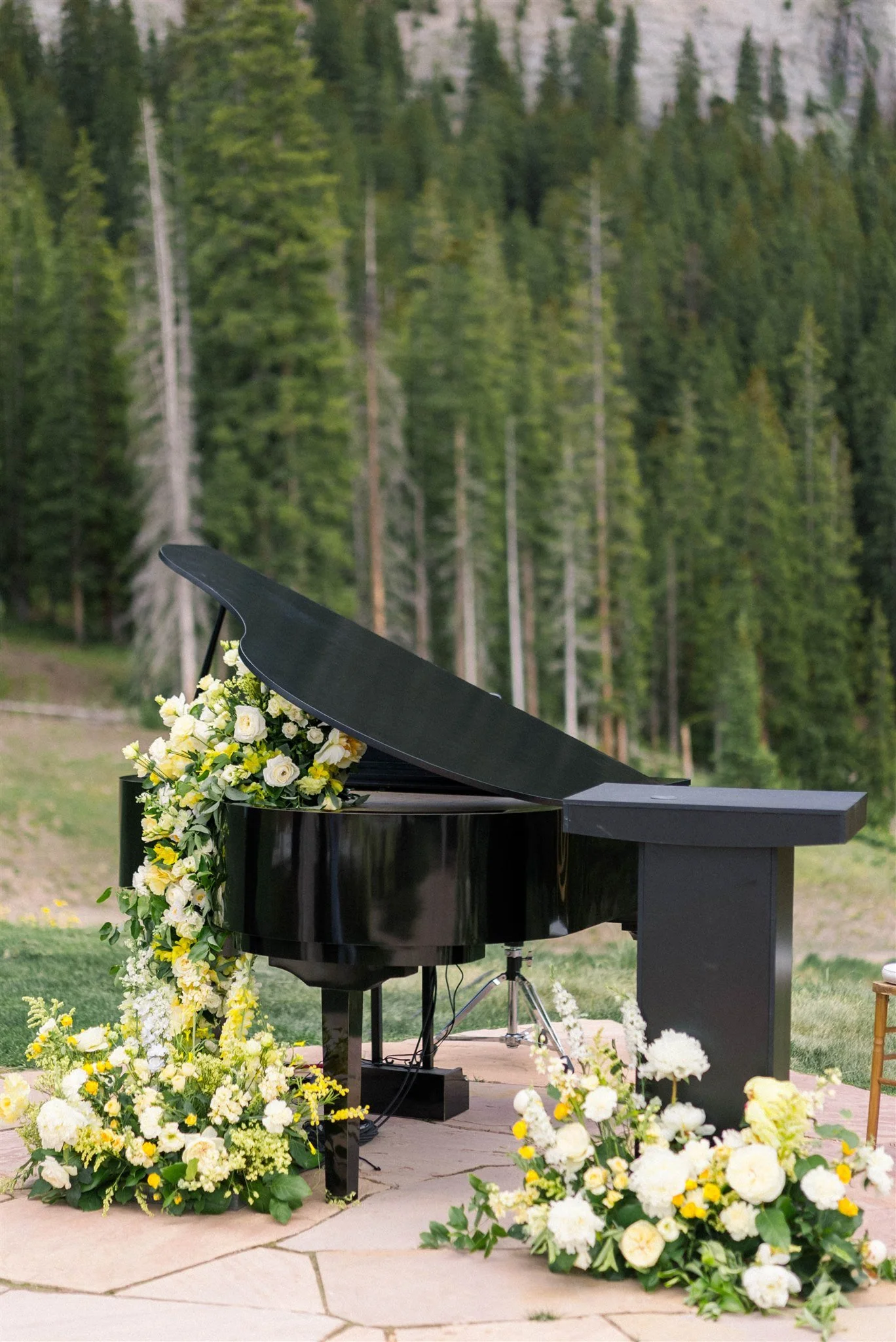  Colorado wedding flowers in Telluride 