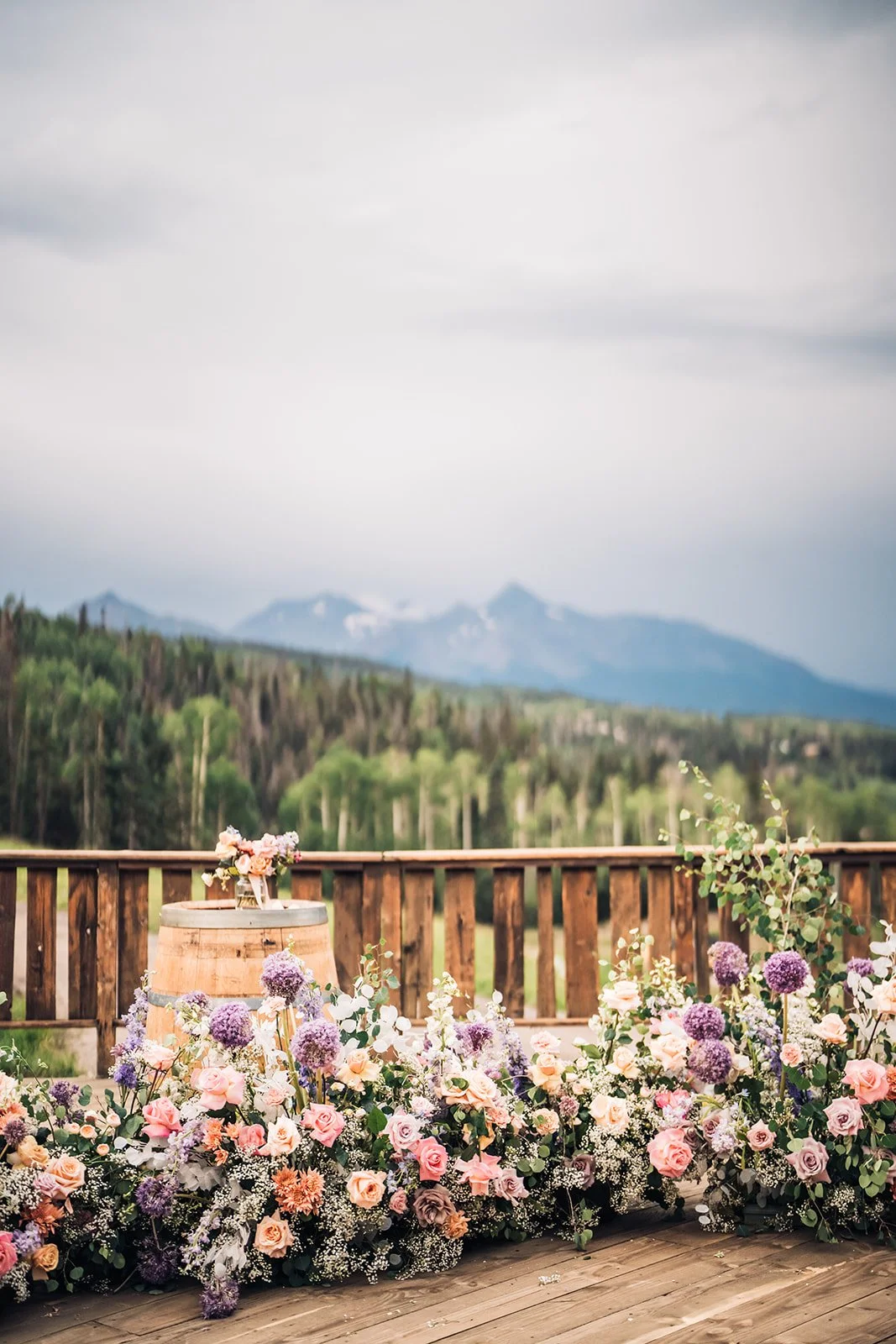  Colorado wedding flowers overlooking mountains 