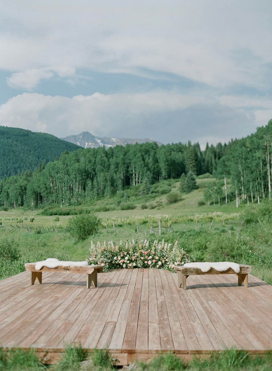  Mountain wedding ceremony design 