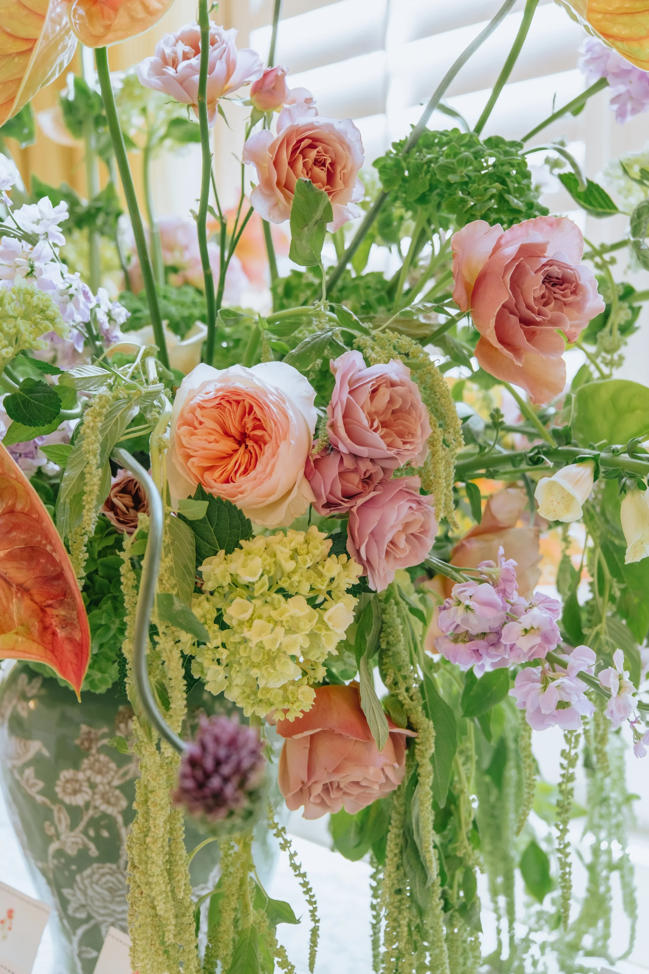 What a Luxury Richmond, Virginia Wedding Florist Brings to a Celebration