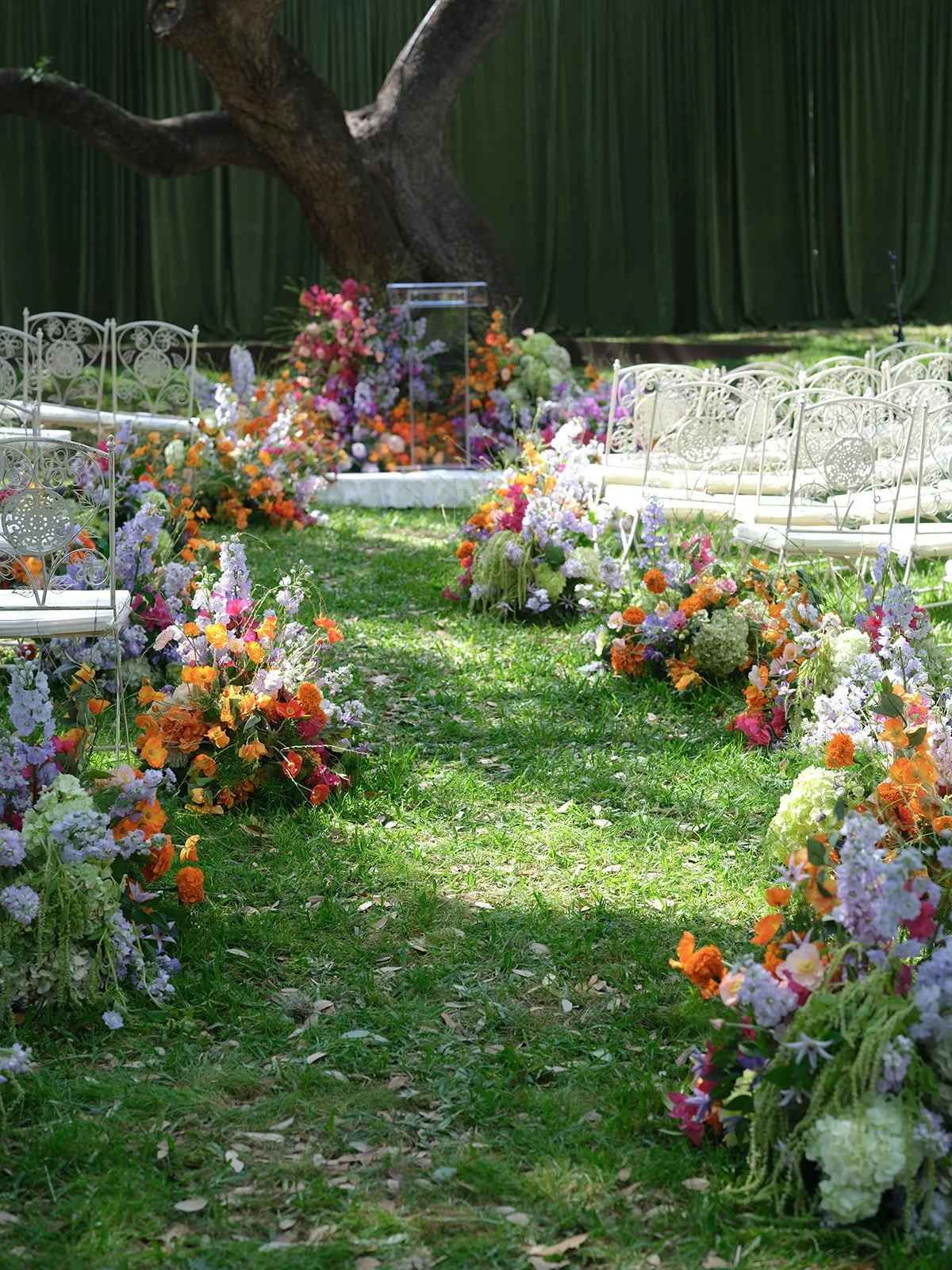  Hotel St. Cecilia outdoor aisle 