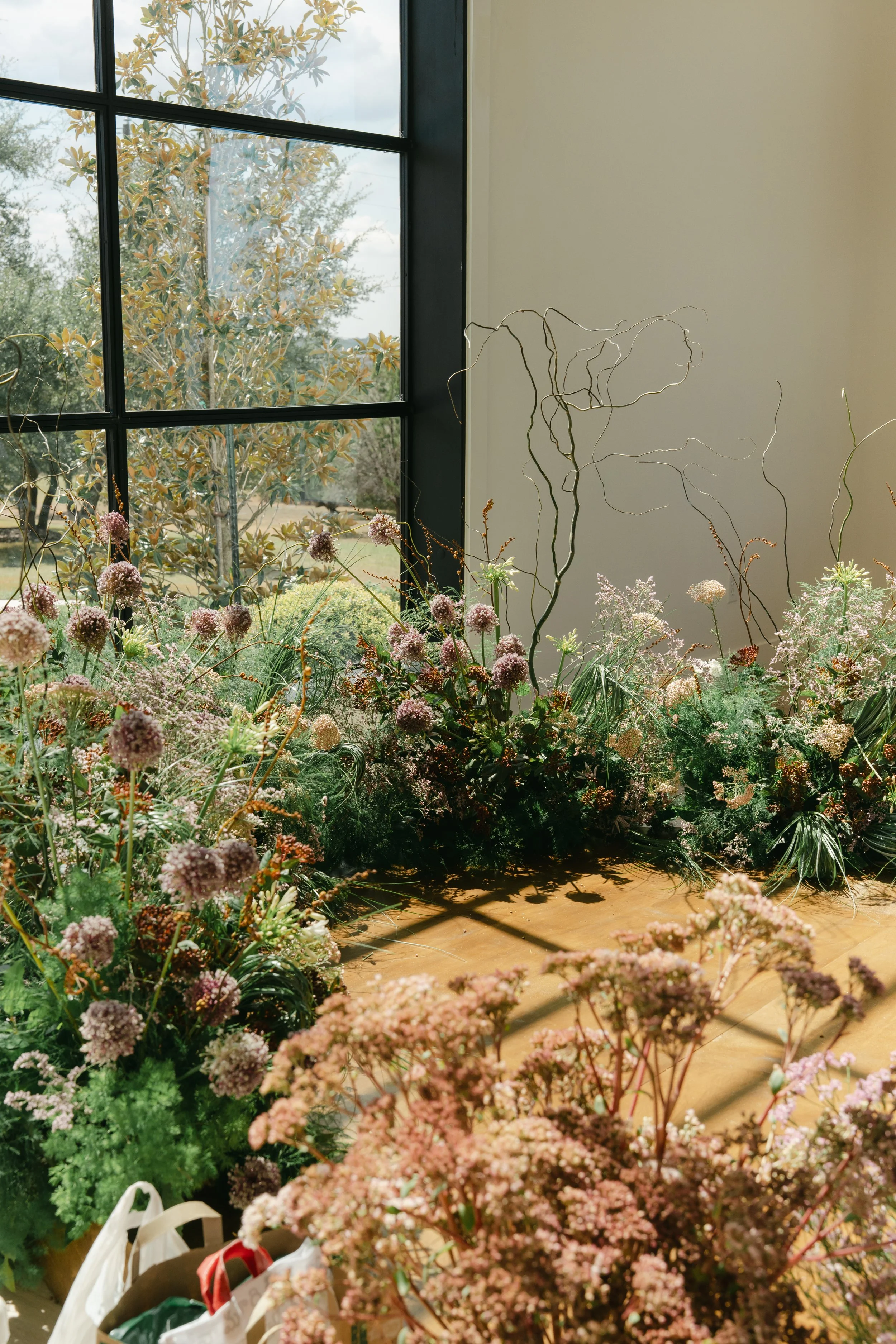  Detailed florals for ceremony 