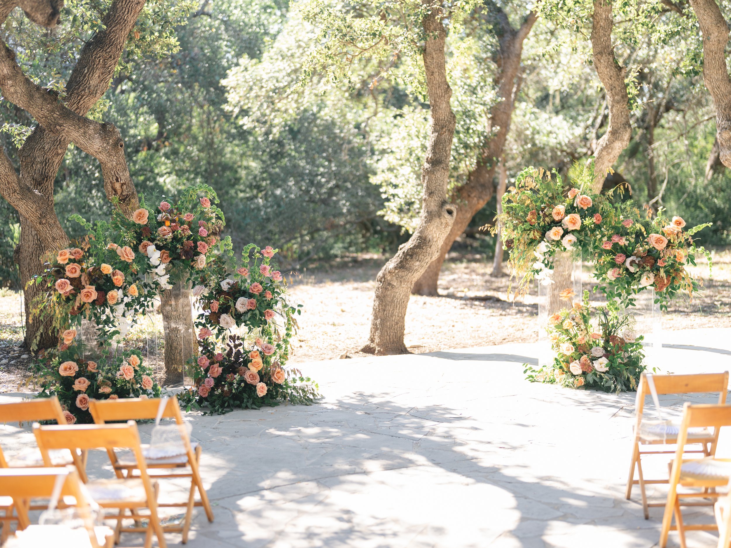 Autumn wedding ceremony in Austin.
