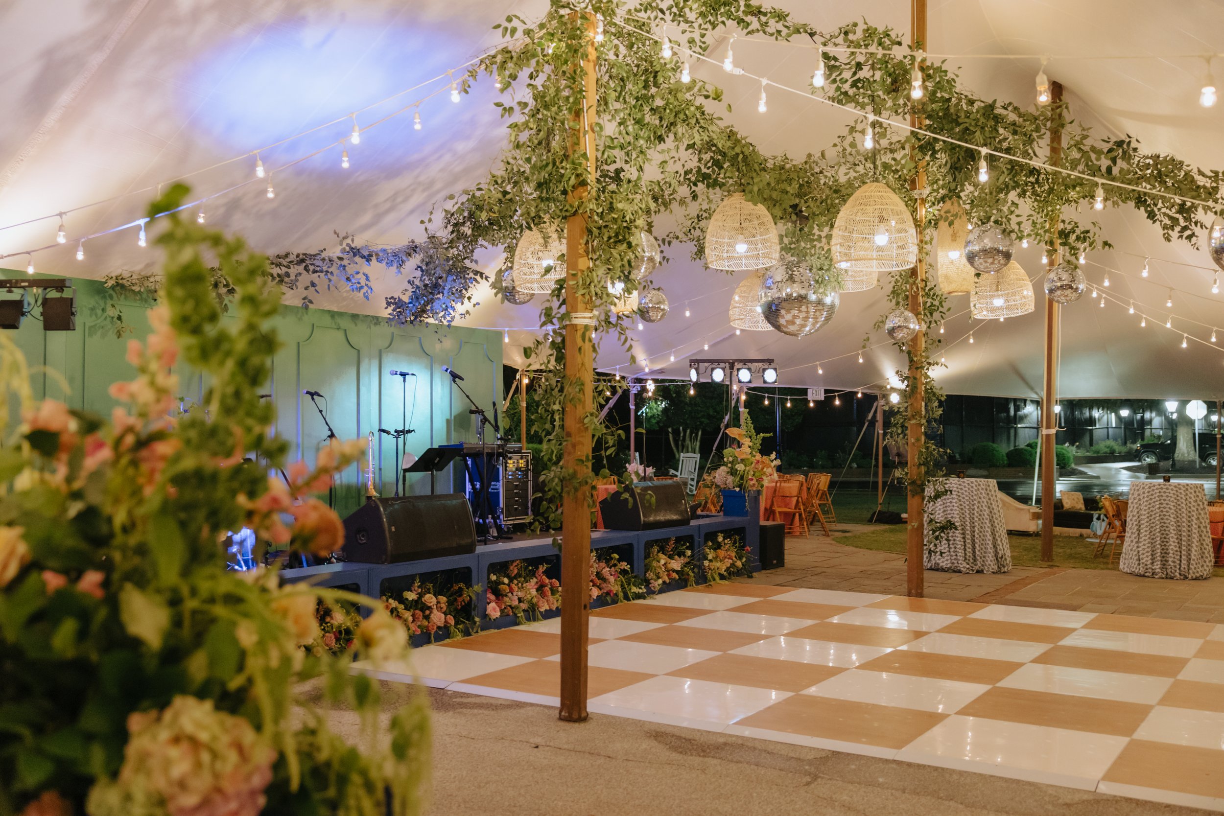 Tent design by a luxury Richmond, Virginia wedding florist