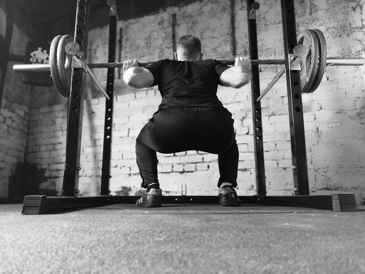 Neck Pads for Squats vs. Collarbone Collars: Which Works for Front-Rack Lifts?