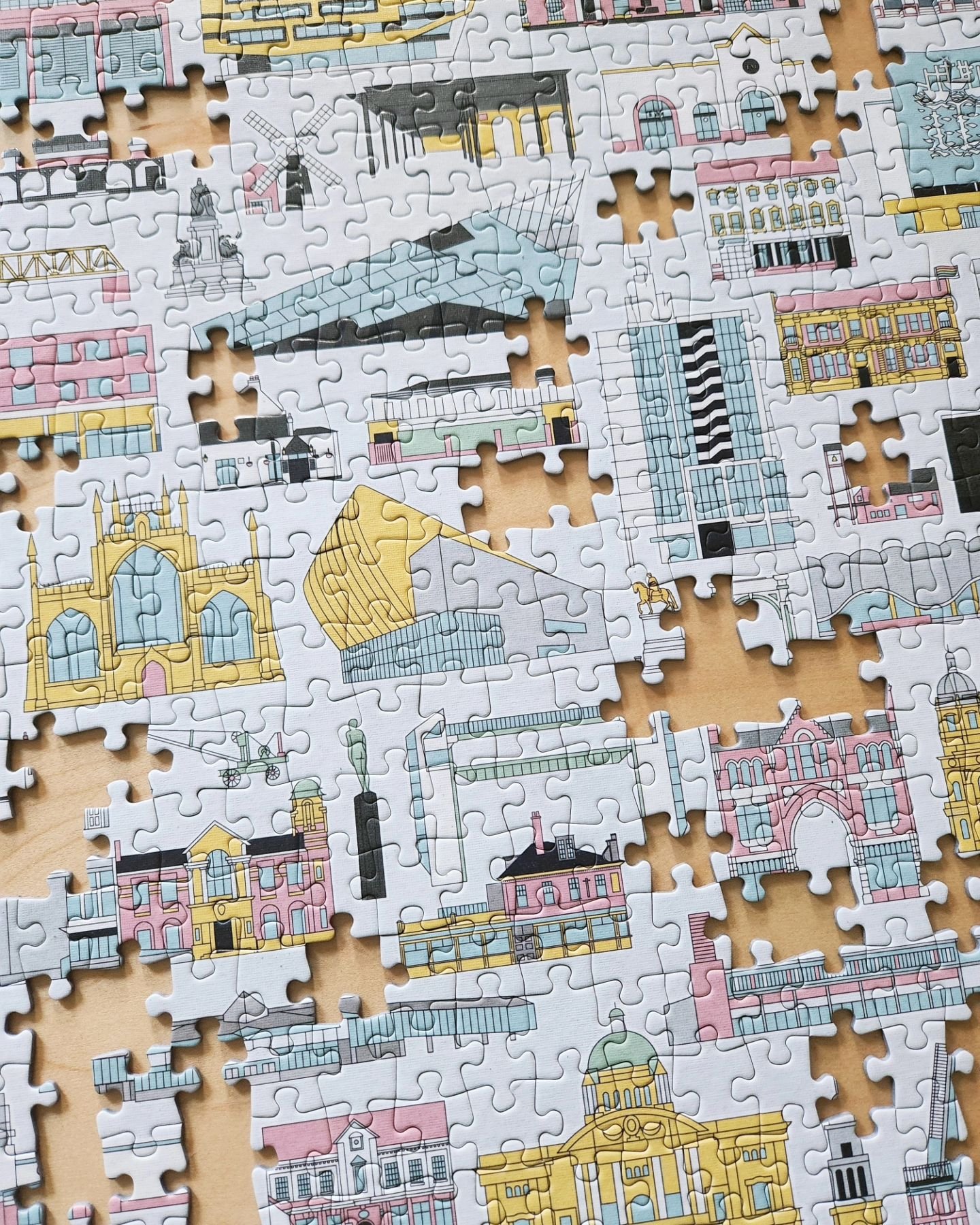 Buildings 🧩🌆

I officially need more 500-piece count Cloudberries! They fit PERFECTLY on a @zakcopuzzleboards @buzzleprunch
puzzle board. This made the puzzling experience so much more awesome! 

This puzzle was a great, easy snack puzzle. I love a