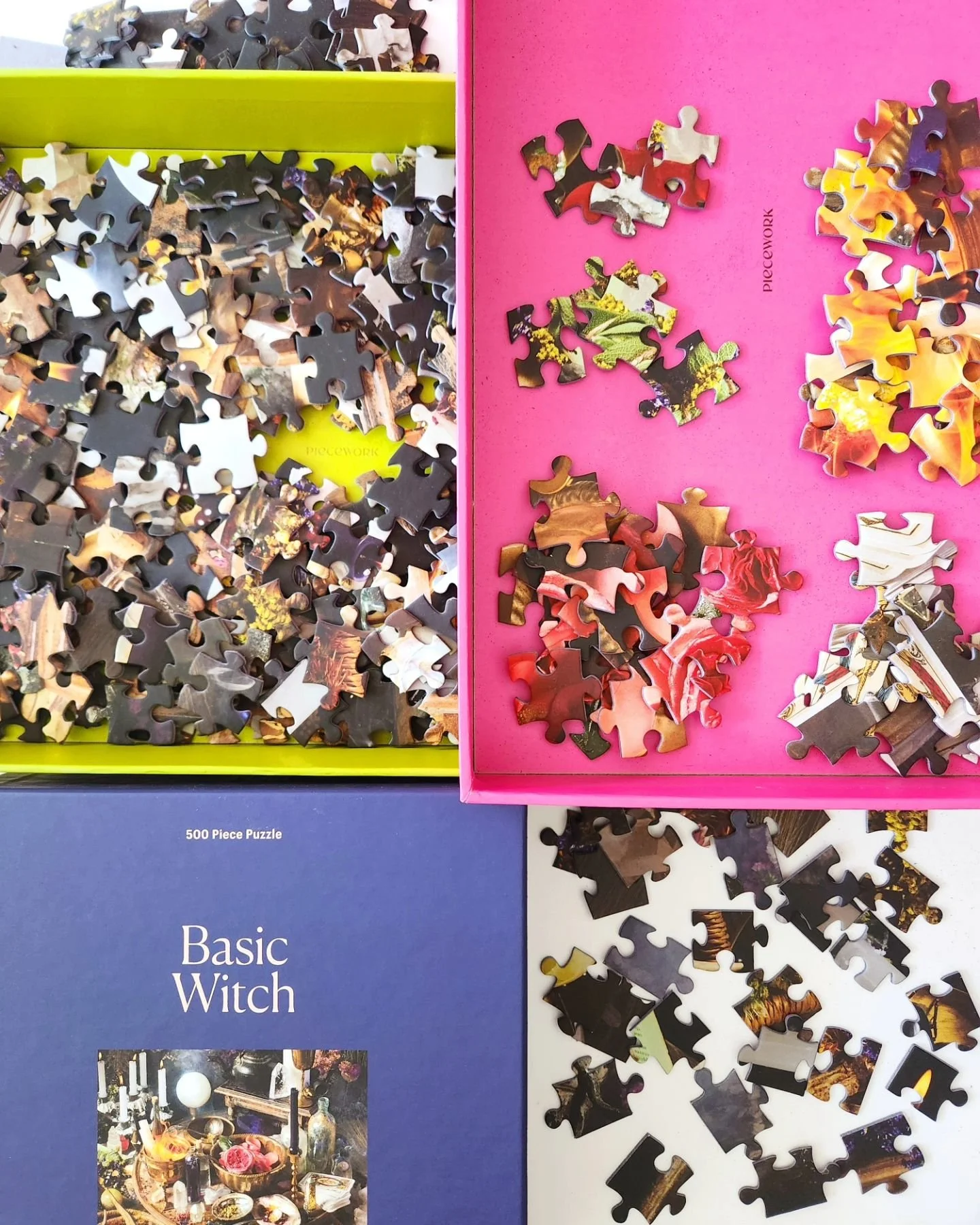 Basic Witch π§‍βοΈπ§Ή
I did this Piecework in October, and it was a ton of fun. I love the chunky pieces from their 500-piece puzzles! This puzzle fit the spooky vibe, so it made a great puzzle for Halloween. π»
Don't sleep on the @pieceworkpuzzl