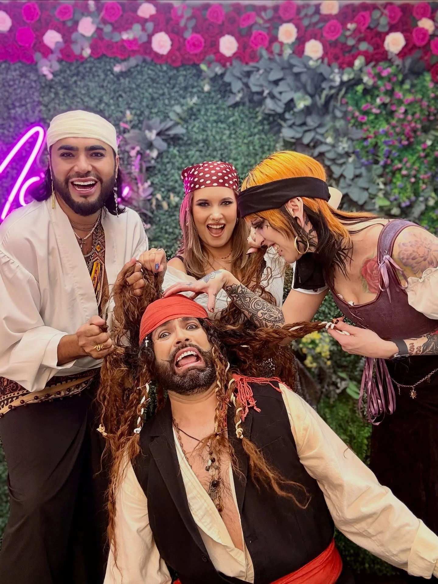 🎃 👻 Happy Halloween from your favorite Glam Pirates 🏴‍☠️ ☠️ We don’t chase treasure… we are the treasure! 
#modesalon #teammode #piratemode #salonlife #pirate #workflow #hairstylist #halloween #fyp #teamgoals #ʜᴀʟʟᴏᴡᴇᴇɴ2025 #yas