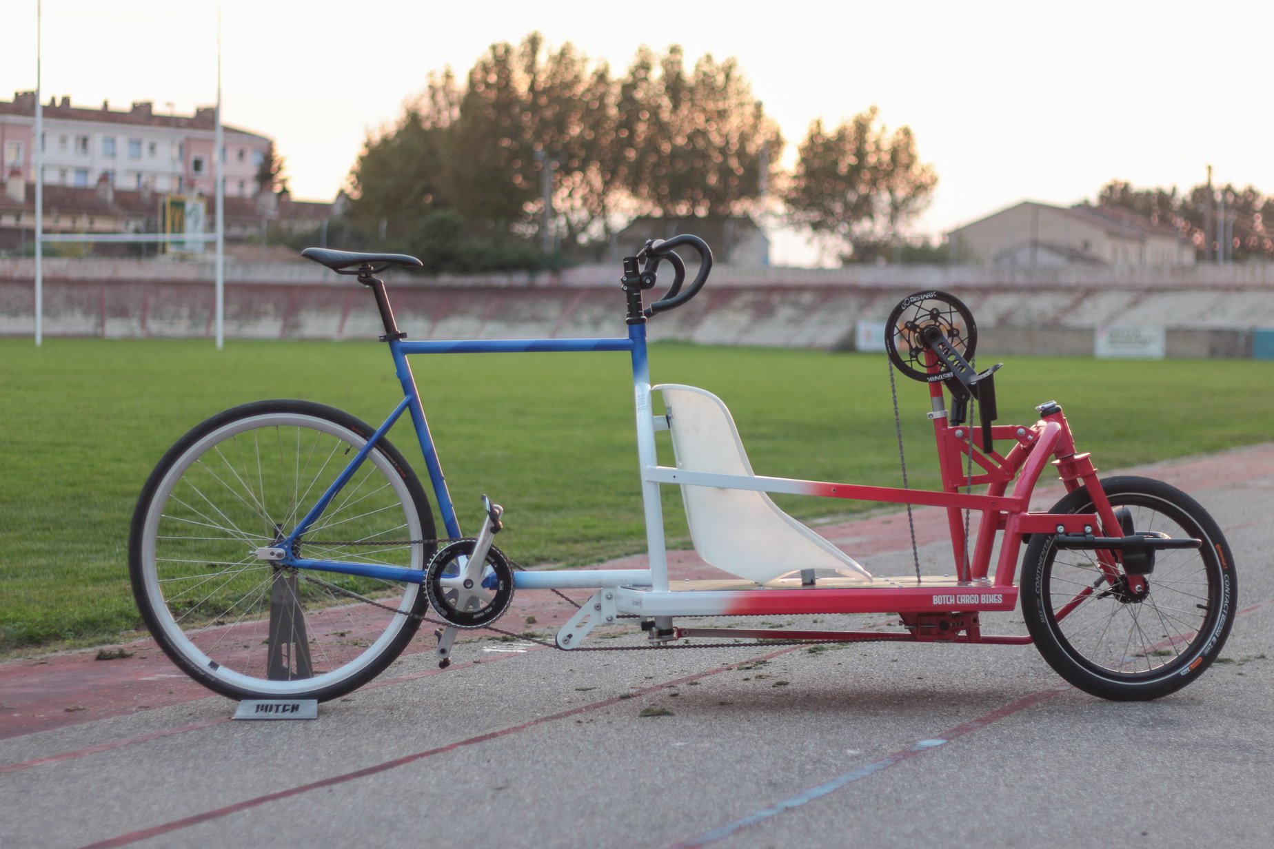 Le vélo “olympique”, le premier vélo cargo tandem handbike