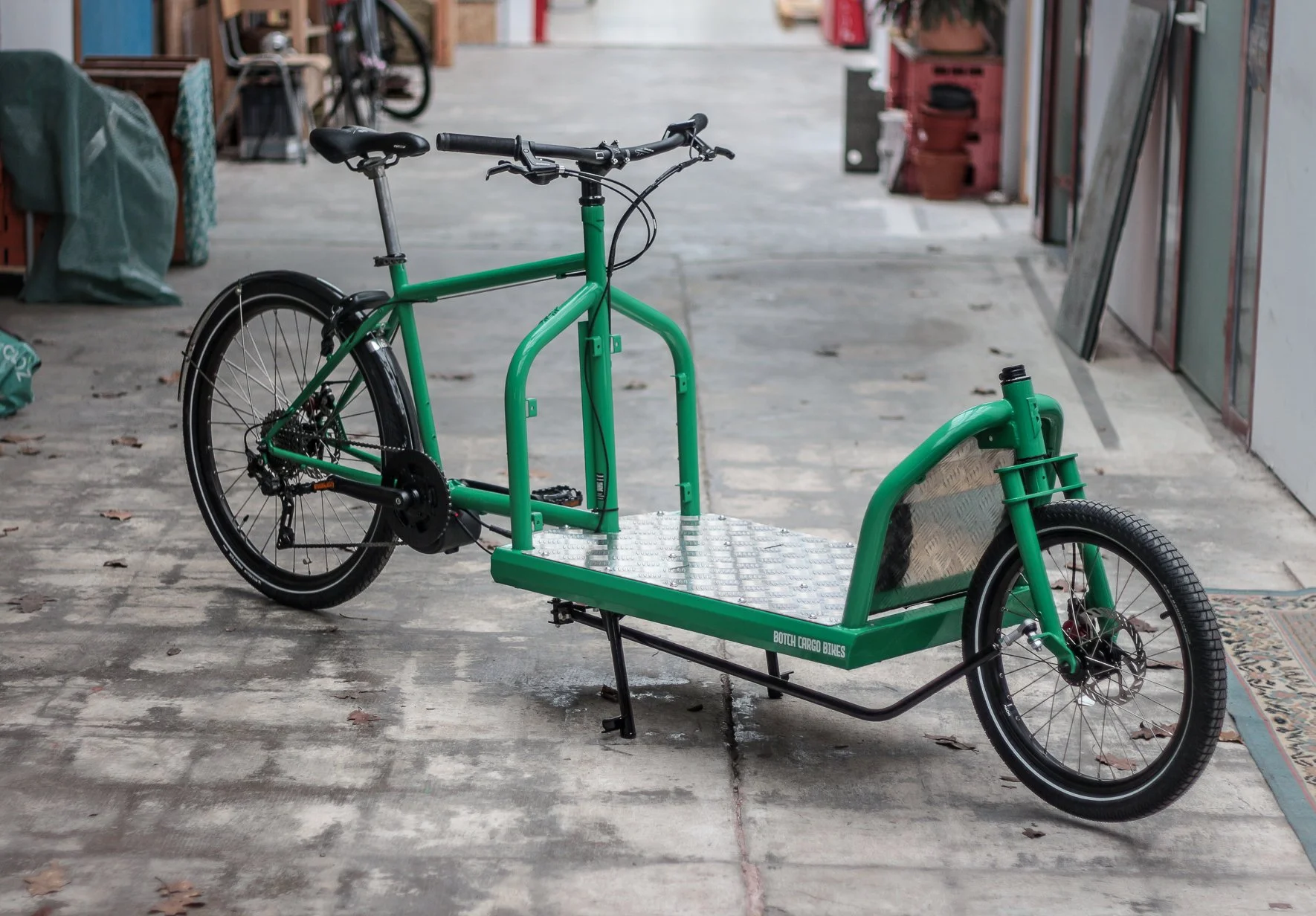Un max de réemploi pour le vélo cargo de Quentin et sa batterie maison