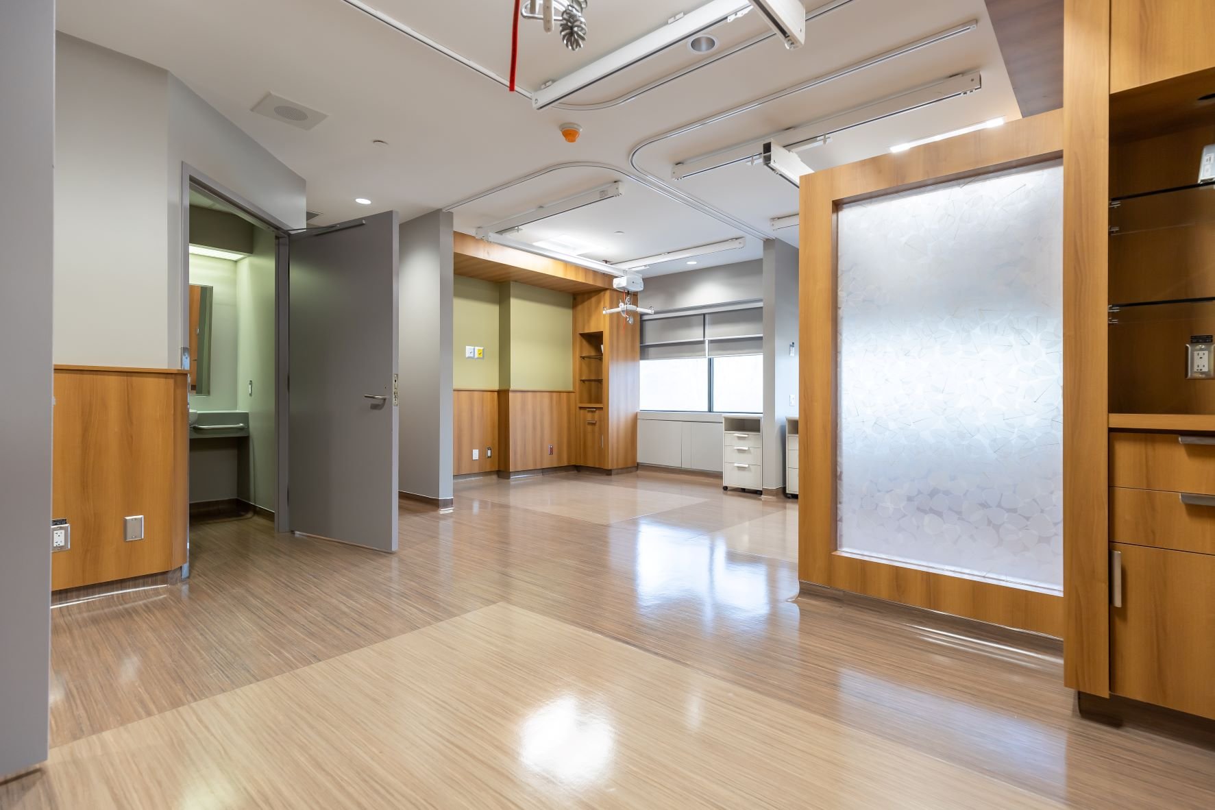 R___0697-HDR.jpg