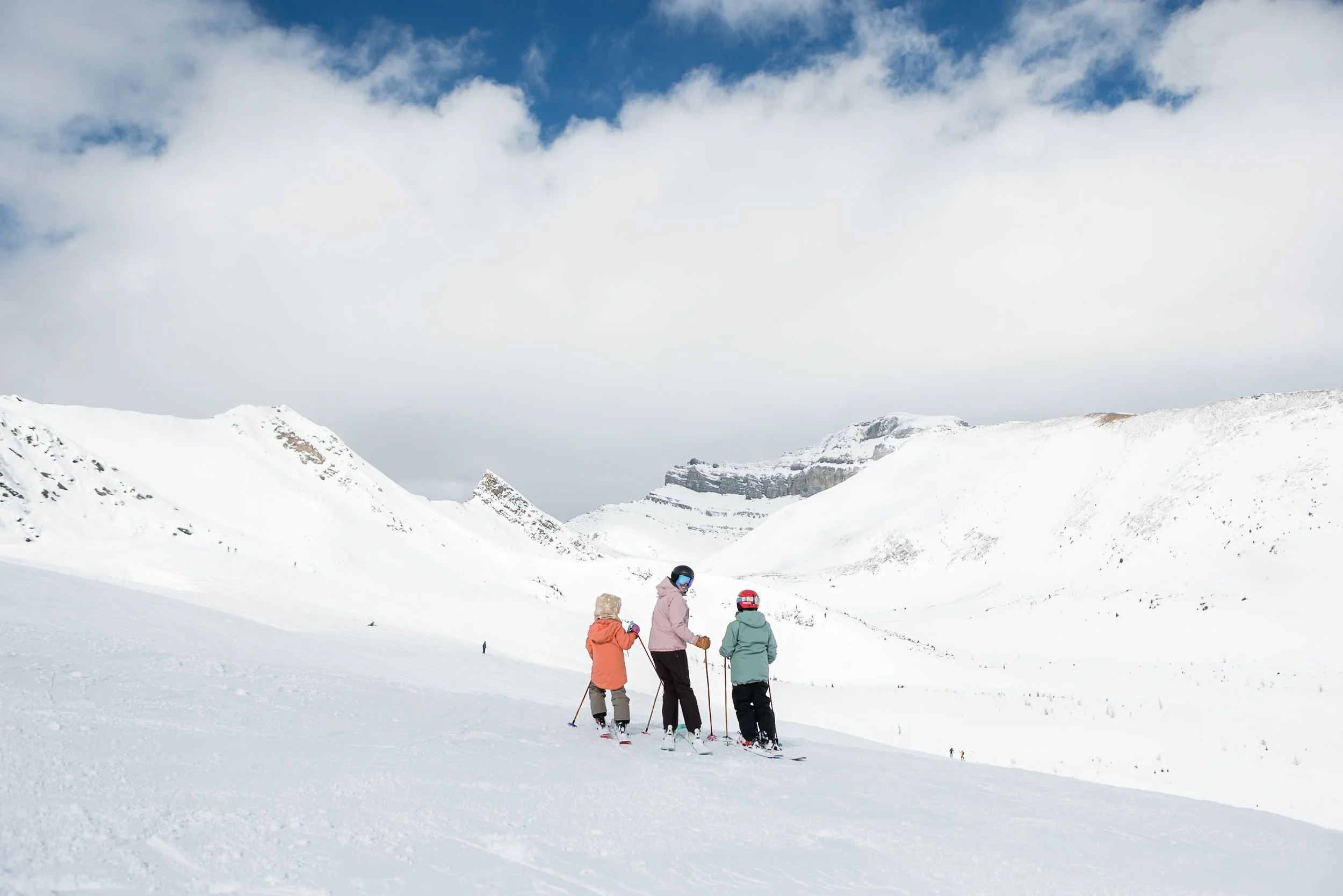 20260304_SkiBig3_Lake Louise_RoyceSihlis-1396.jpg