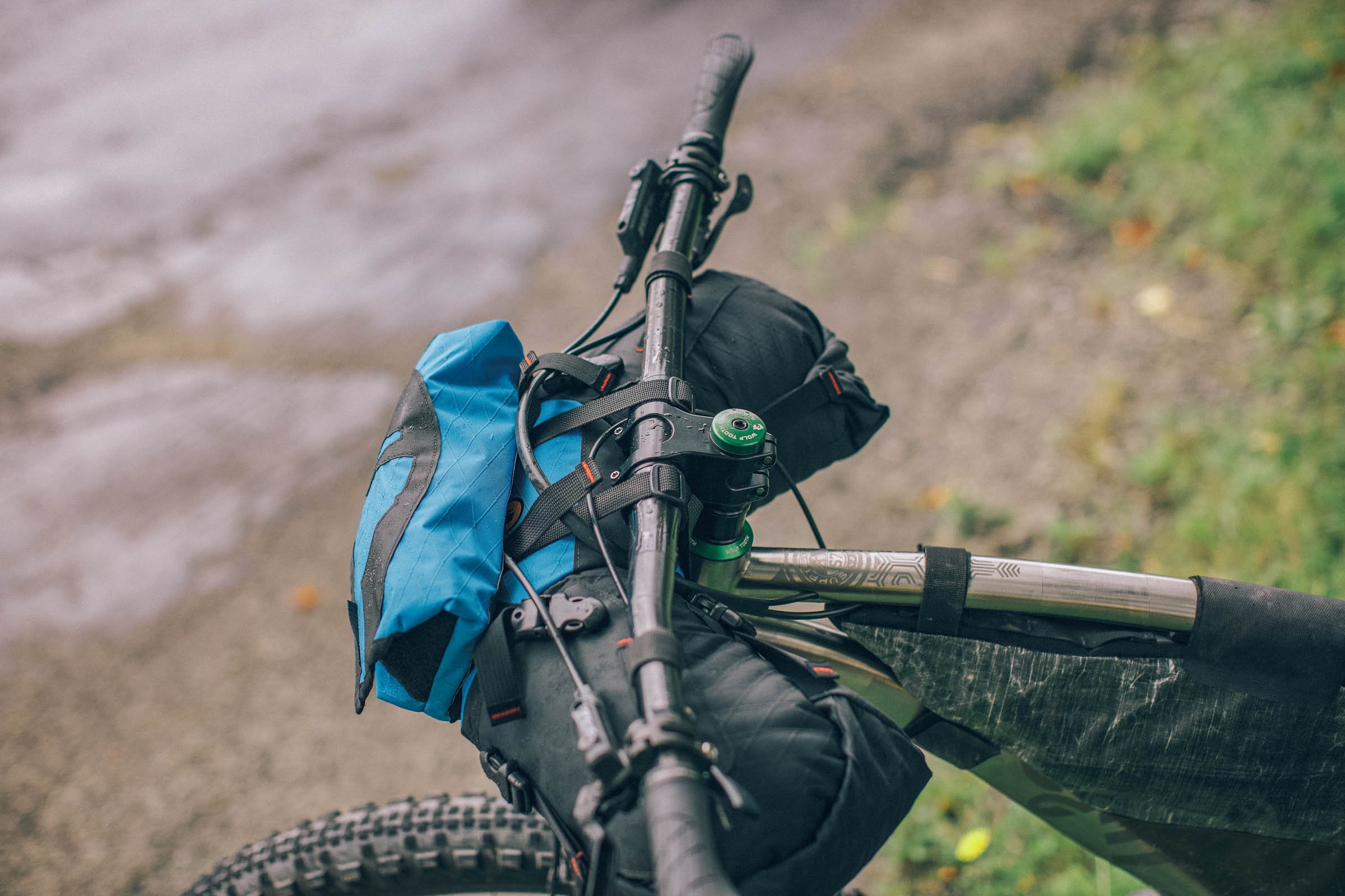 MOAB HANDLEBAR BAG  BEDROCK BAGS  Bikepacking