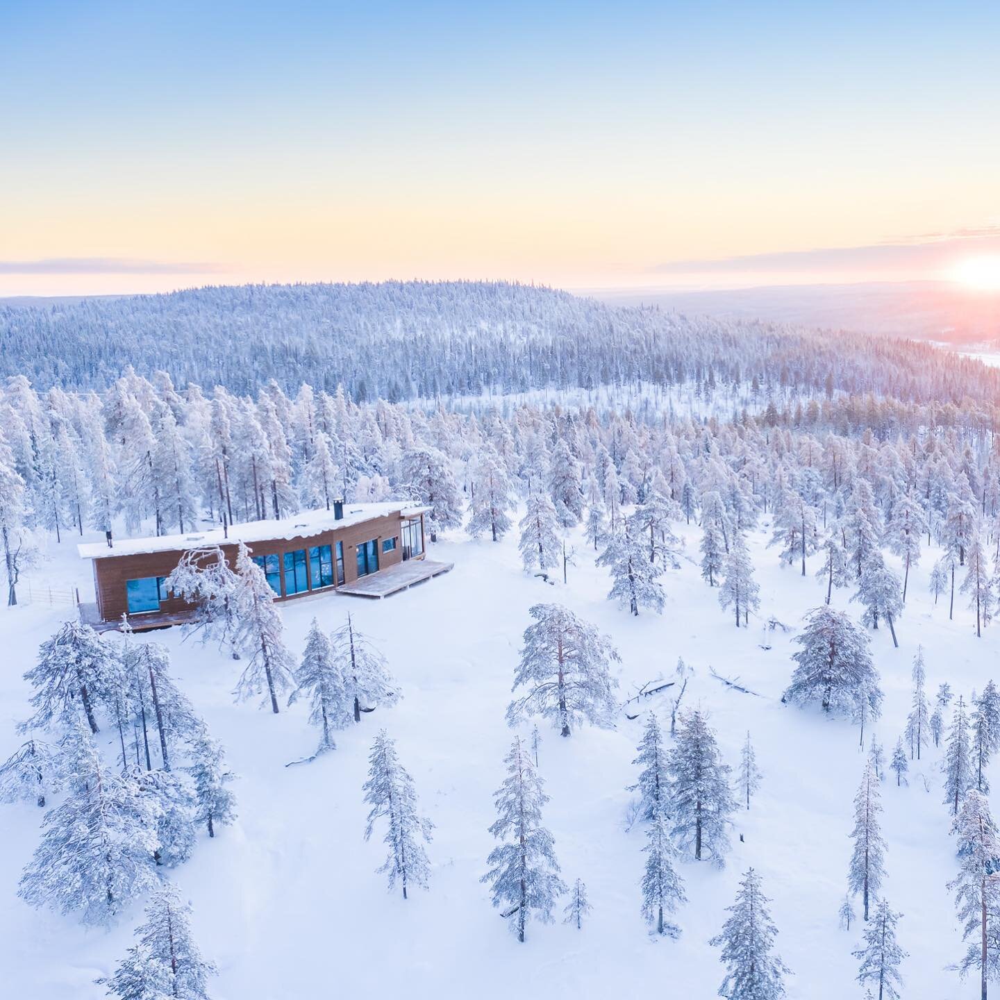 Octola Private Wilderness, deep within the Arctic Circle in a 300 acre reserve of Finnish Lapland, is truly the pinnacle of luxury retreats in the Nordics. 

From the lodge, you can see the Northern Lights from August all the way through to April, fr
