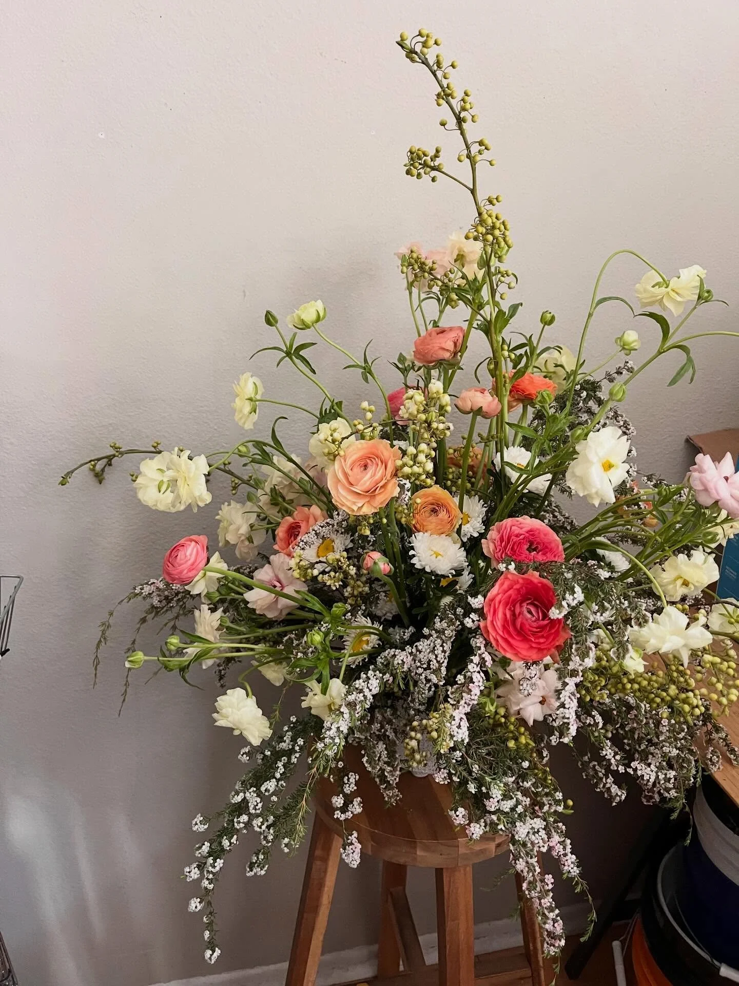 Ignore my buckets &amp; enjoy please 🌞