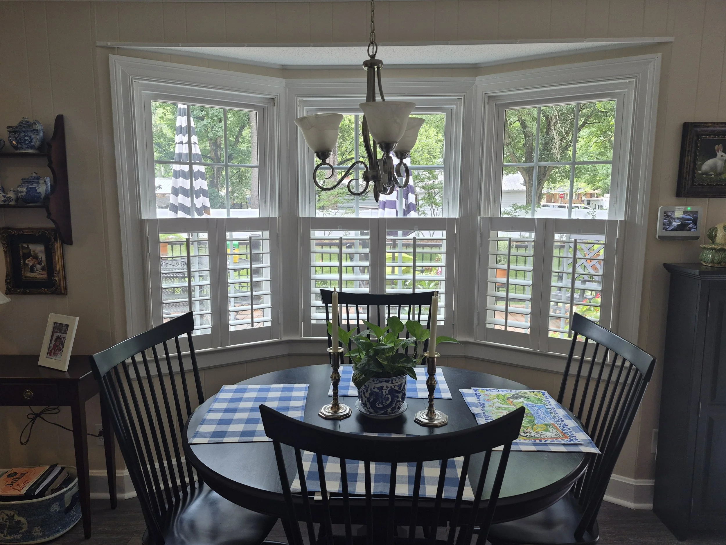Cafe Shutters in Kitchen Bay Window