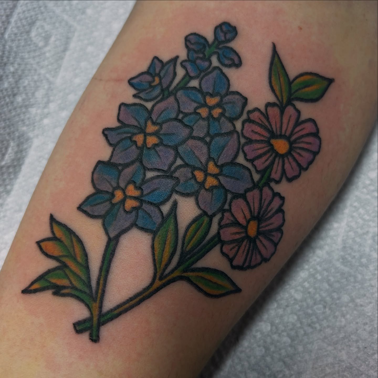 A little birth flower bouquet for @amy_kd_x 💖🥰 #larkspur #aster