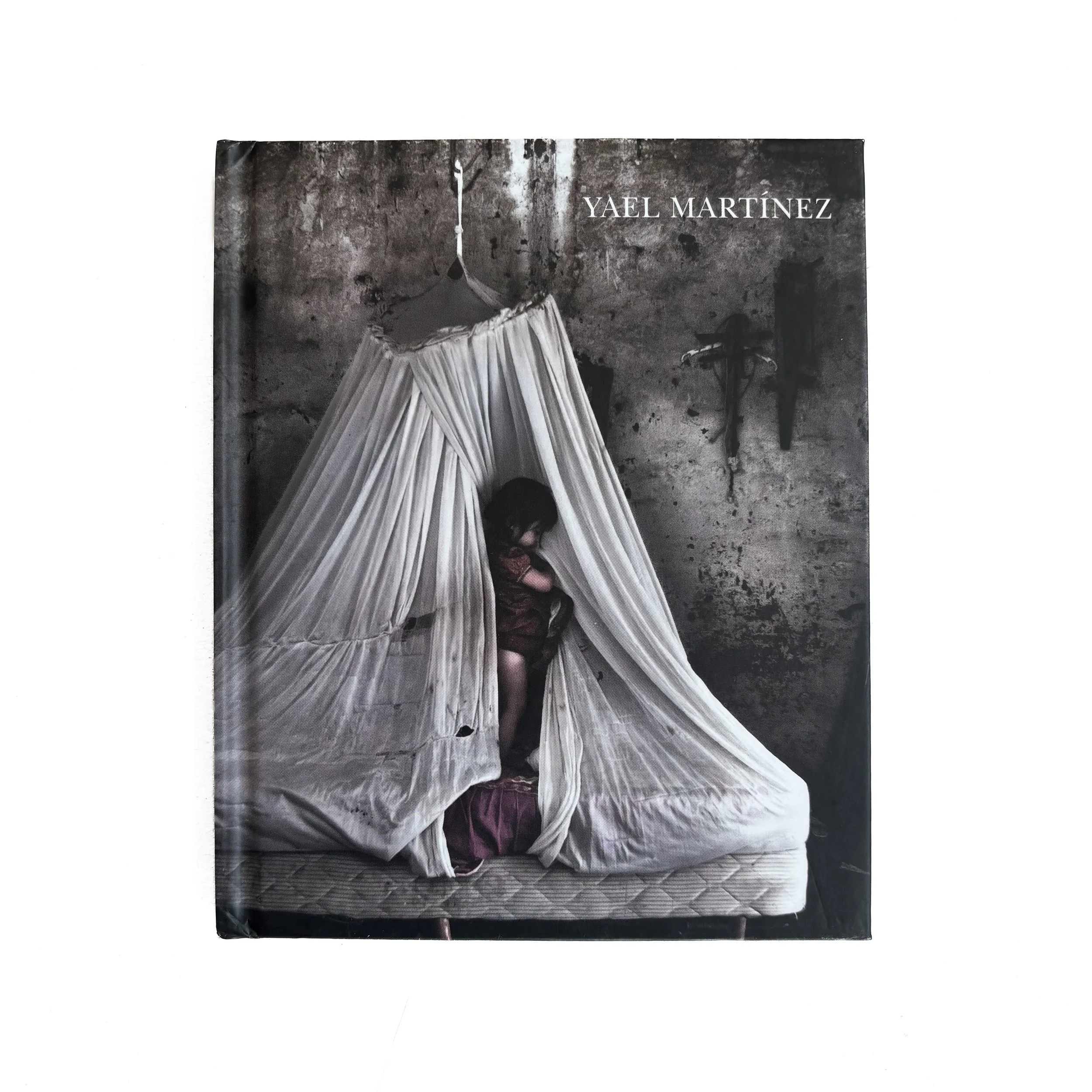 Yael Martínez | La Raíz Obscura