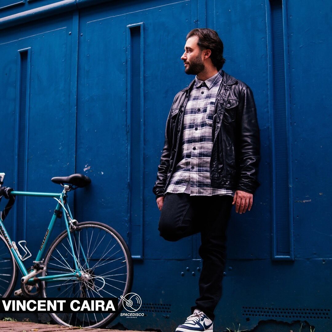&quot;You&quot; by Toronto's own @vincentcaira and @jeromerobins is out now on @spacediscorecords! Proper deep house vibes, jackin' drums and a smooth vocal... ❤ 
https://orcd.co/sdr411
#HouseMusic #DeepHouse #Spacedisco #NewMusic