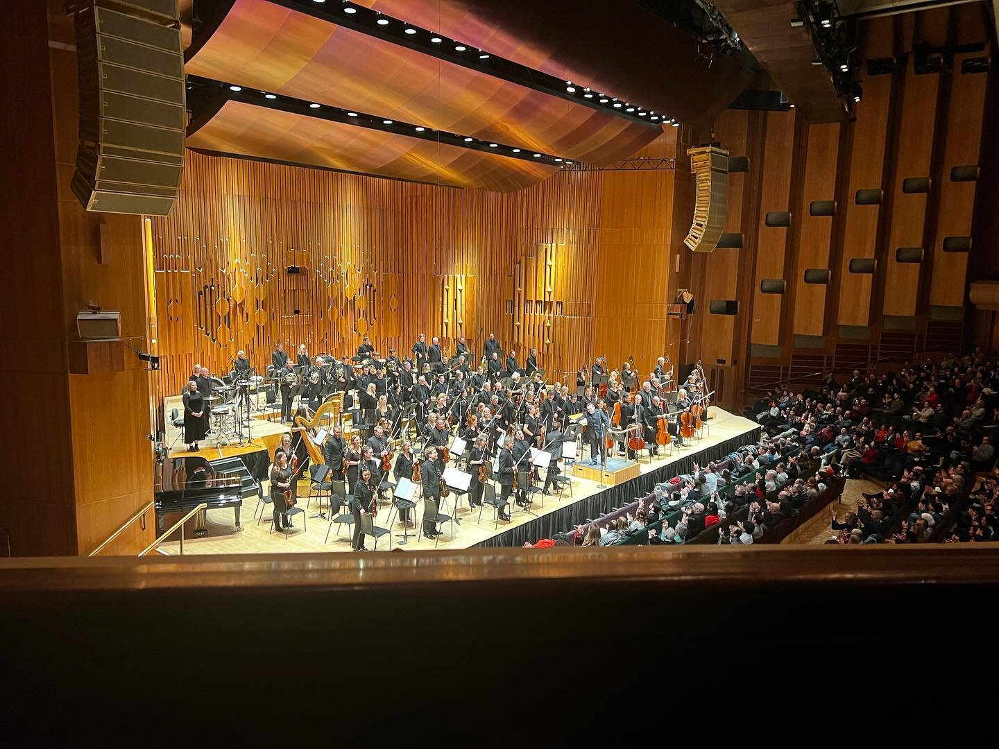 Today was a very moving day for me. I was finally able to come to London, a place that was in my bucket list for some time. In addition I was lucky to be able to assist an amazing concert by the BBC Symphony orchestra. It was exquisite and moving. Wh