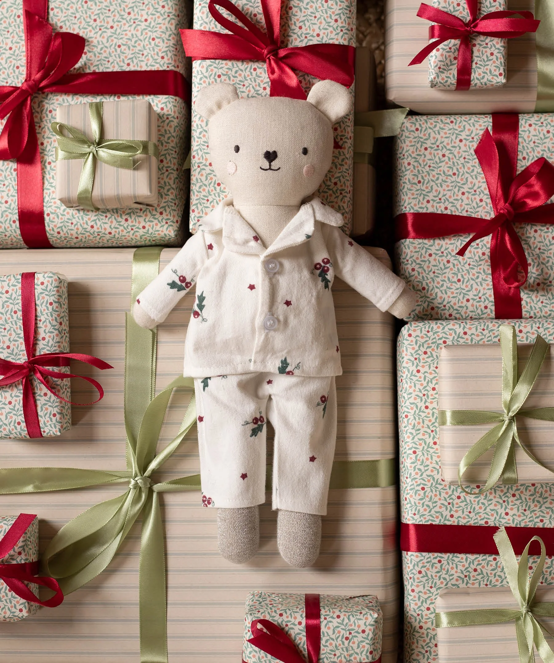 christmas bear.jpg