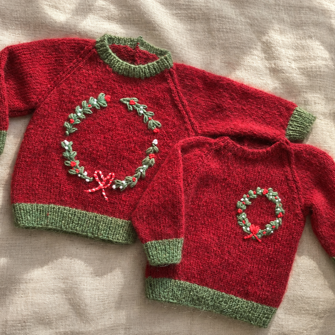 christmas+wreath+jumper.png