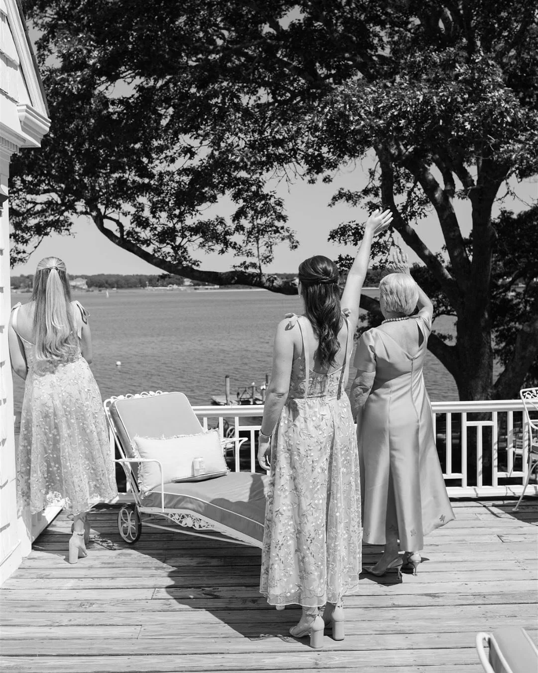 Fleeting moments, in between.

A wedding weekend offers my favorite kind of collaboration&mdash;where preparation meets nimbleness, and the most extraordinary moments live in the in-between.

#2026wedding #2027wedding #filmweddingphotographer #capeco