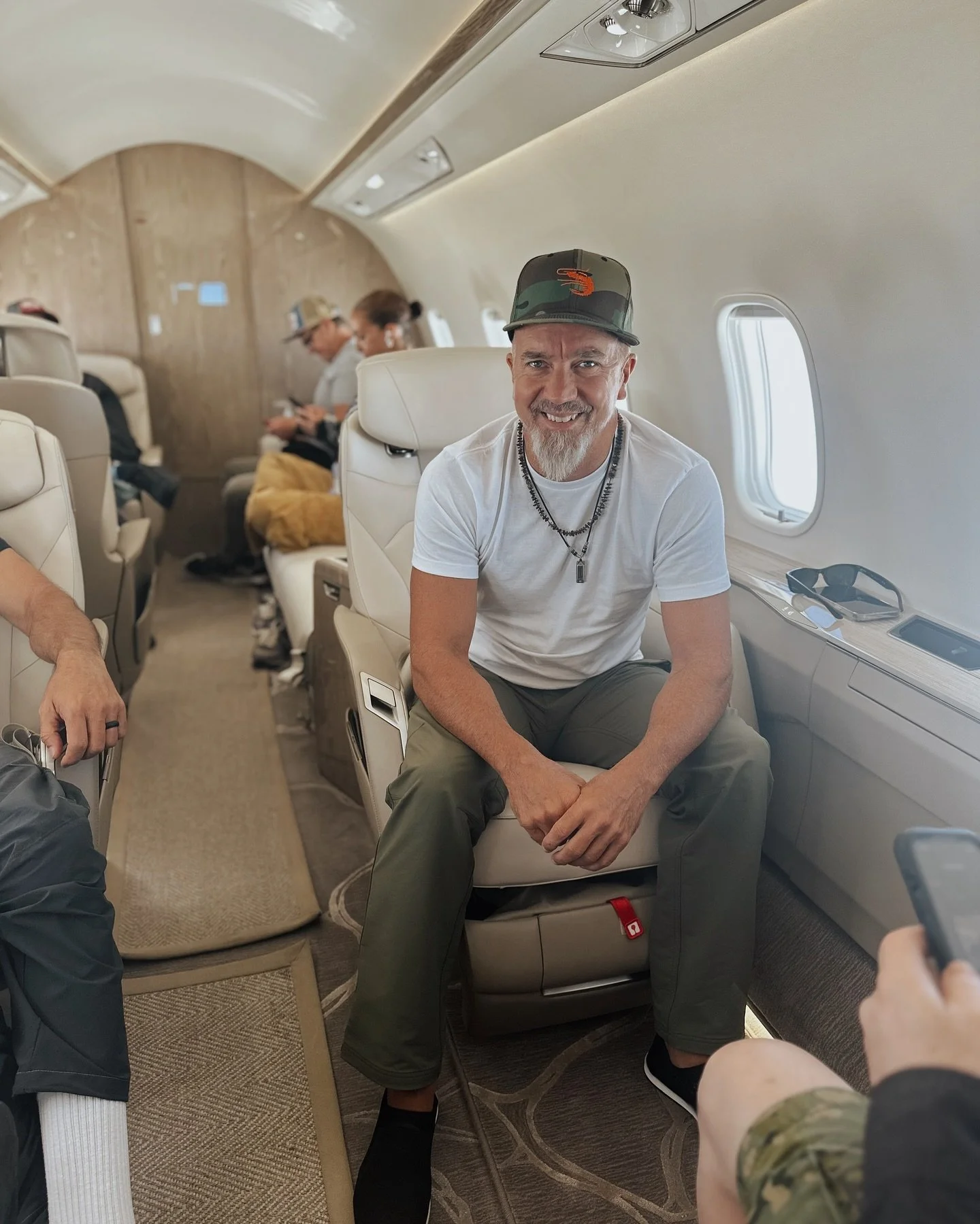 Wisconsin bound&hellip;&amp; we found a way to dodge the airport craziness!! ✈️ 

Let&rsquo;s do this y&rsquo;all! 

Tonight - Fish Creek, WI&nbsp;@DCAuditorium
Tomorrow - Bayfield, WI&nbsp;@BigTopChautauqua
Saturday - Mount Carroll, IL&nbsp;@TheRhyt