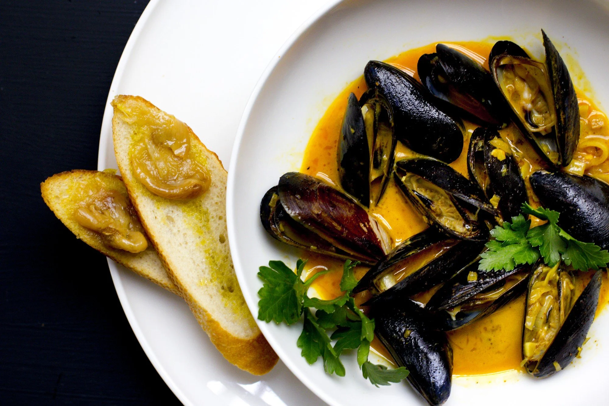 thai curry mussels.jpg