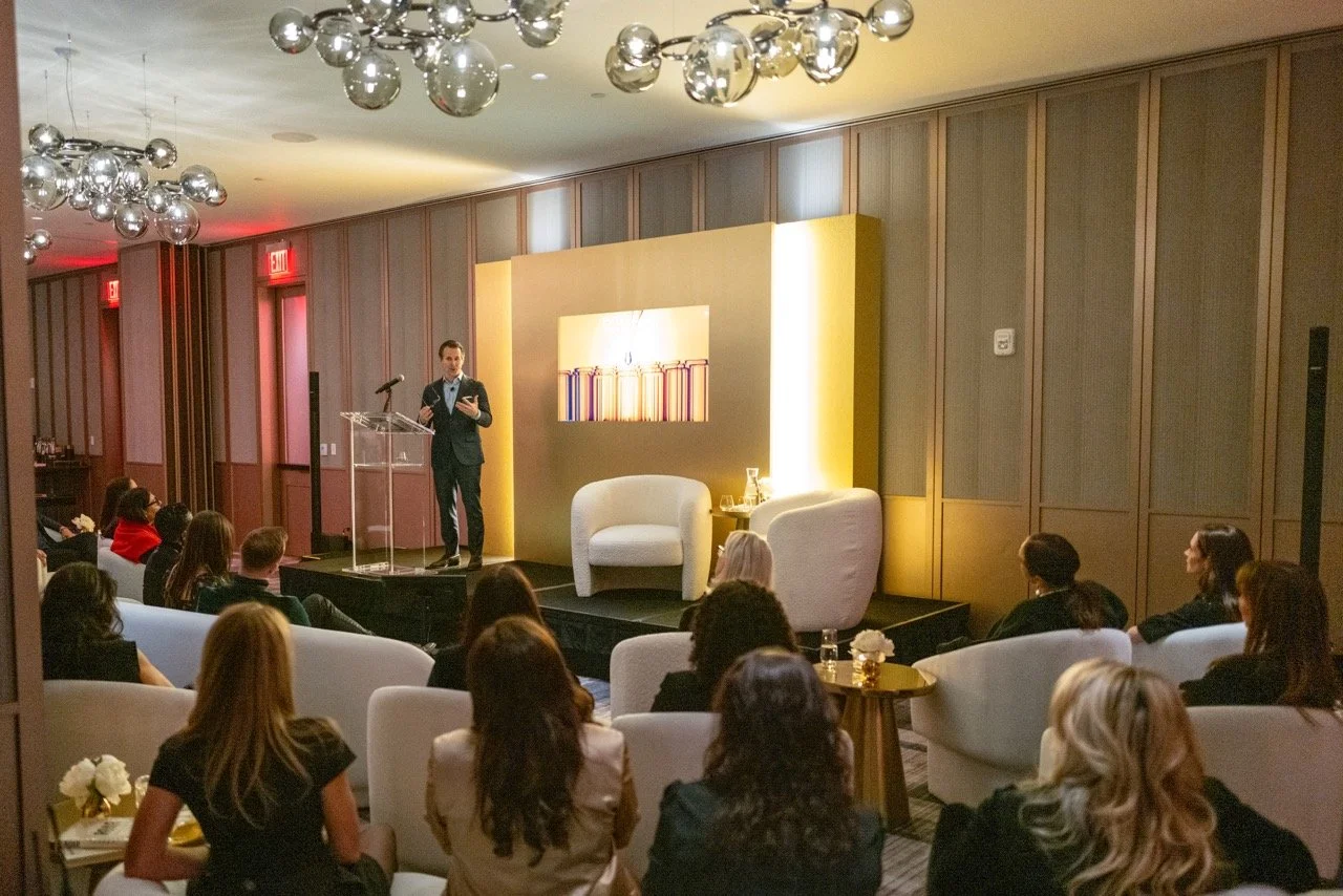 2023_1206_Estē Lauder-1011839 Large.jpeg