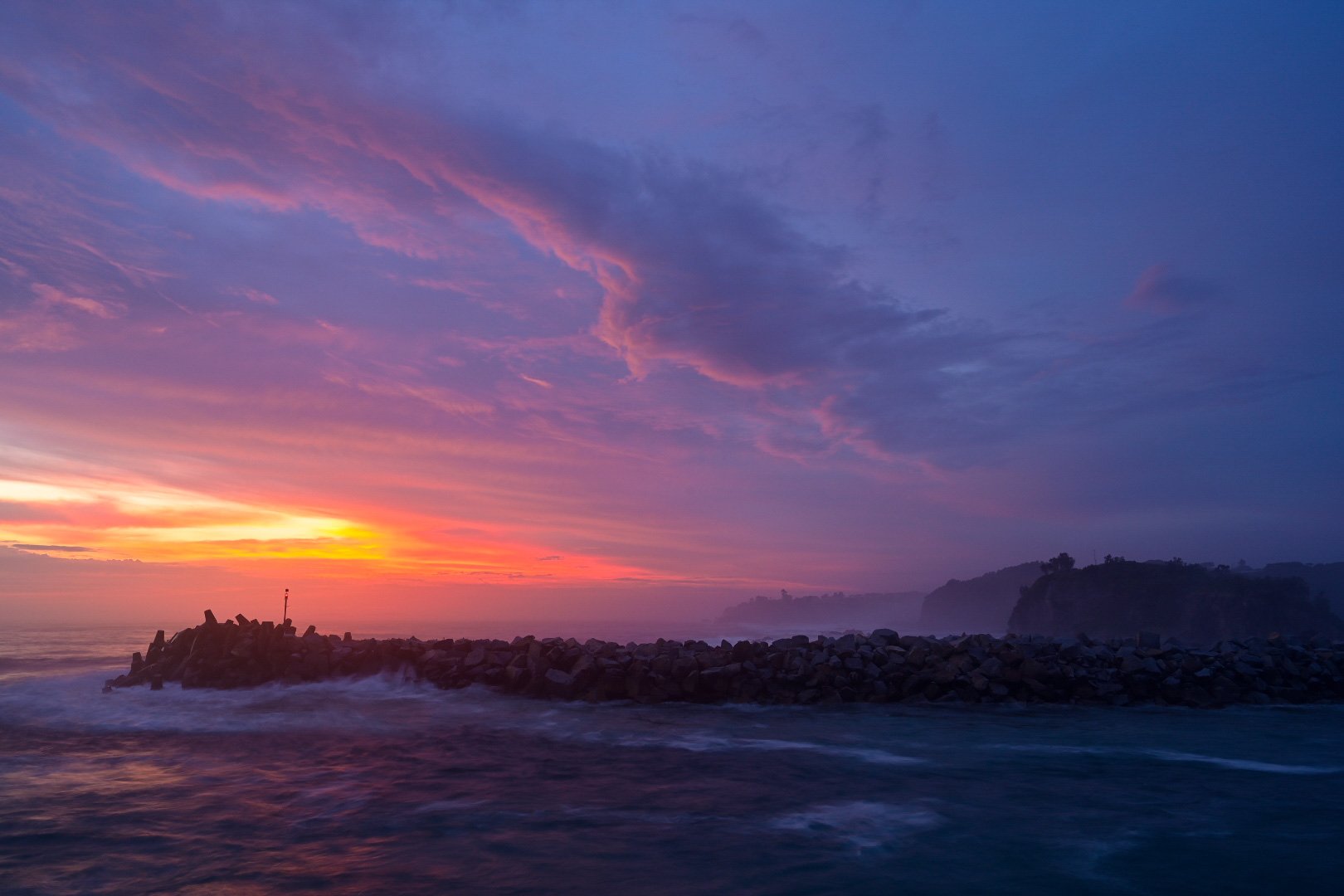 Sunset Of the Breakwall