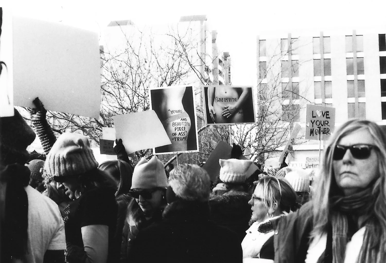 Women's march 2017 web-07.jpg