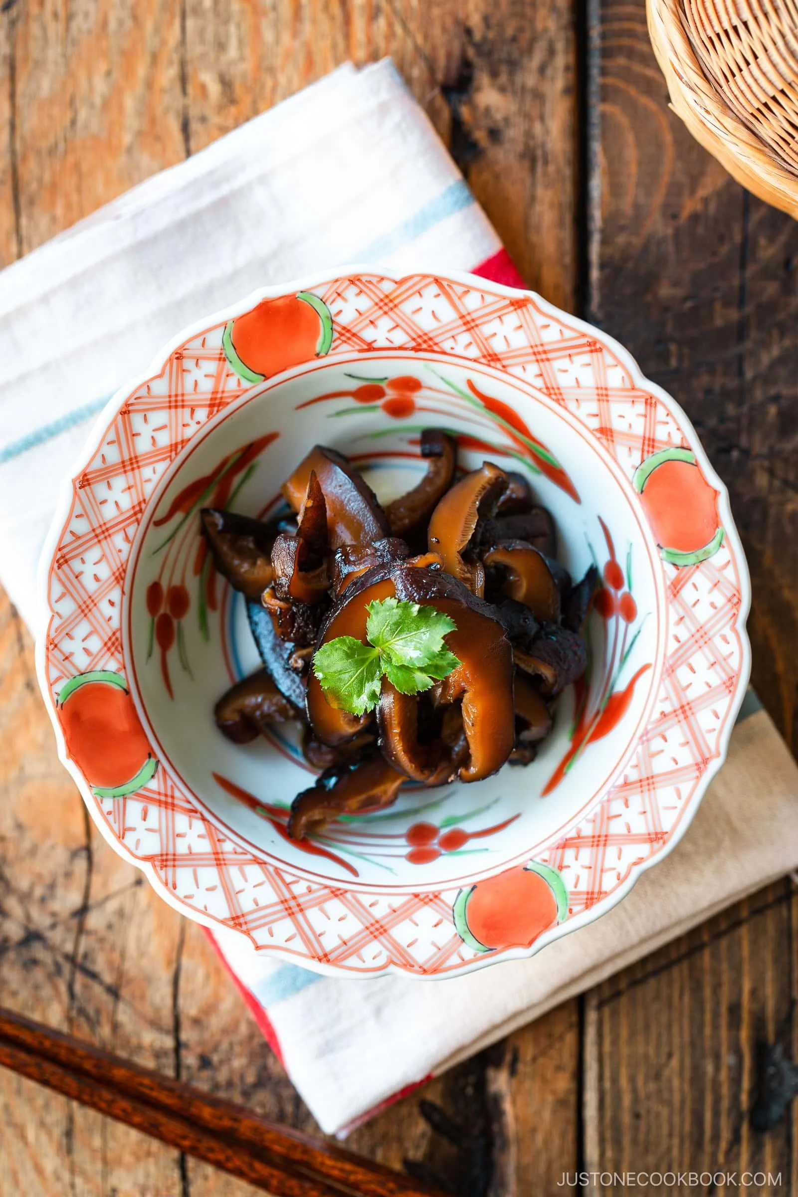 Simmered Shiitake Mushrooms (Fukumeni)