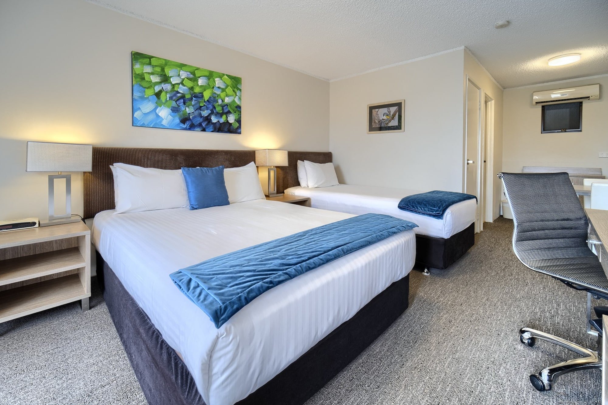 albany-motel-and-apartments-albany-hotel-accommodation-3-executive-twin-1.jpg