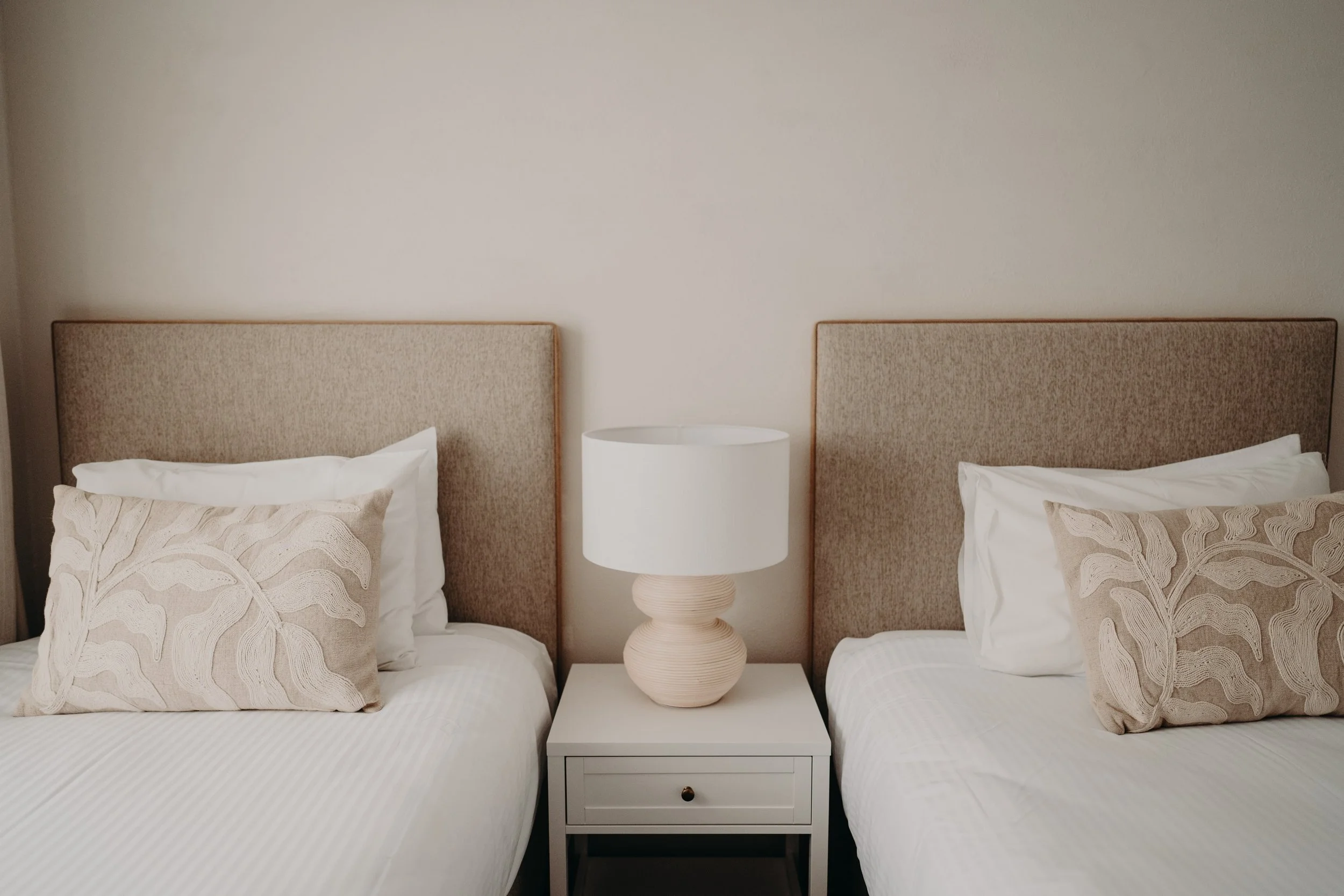 albany-motel-and-apartments-albany-hotel-accommodation-indi-hotels-3- bed-apartment-11.jpg